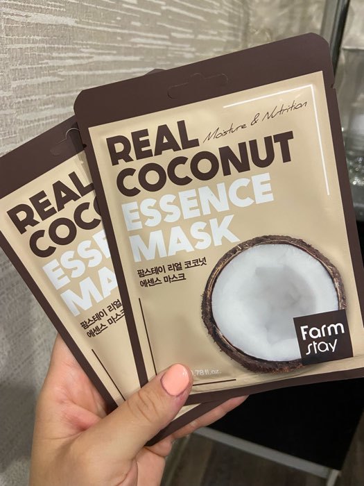 Фотография покупателя товара Тканевая маска для лица FarmStay, с экстрактом кокоса, 23 мл - Фото 11