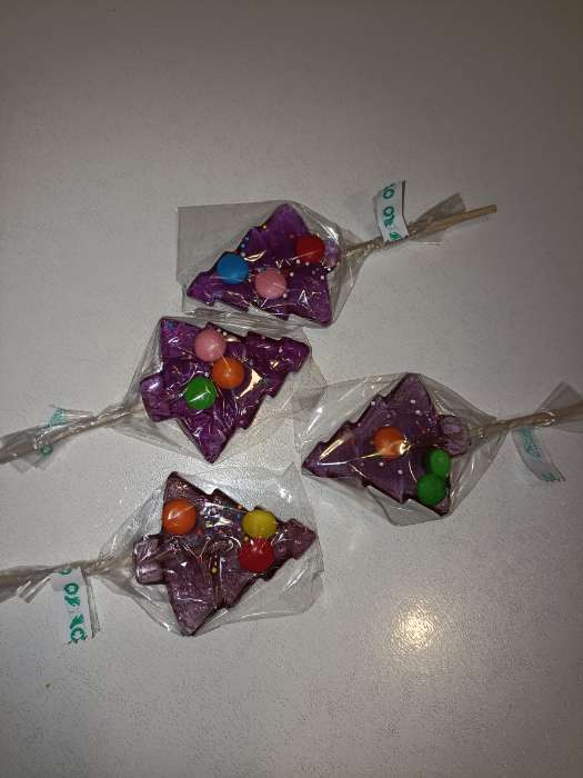 Фотография покупателя товара УЦЕНКА Леденцы «Ёлочка с драже», 30 г (до 25.07.2025) - Фото 13