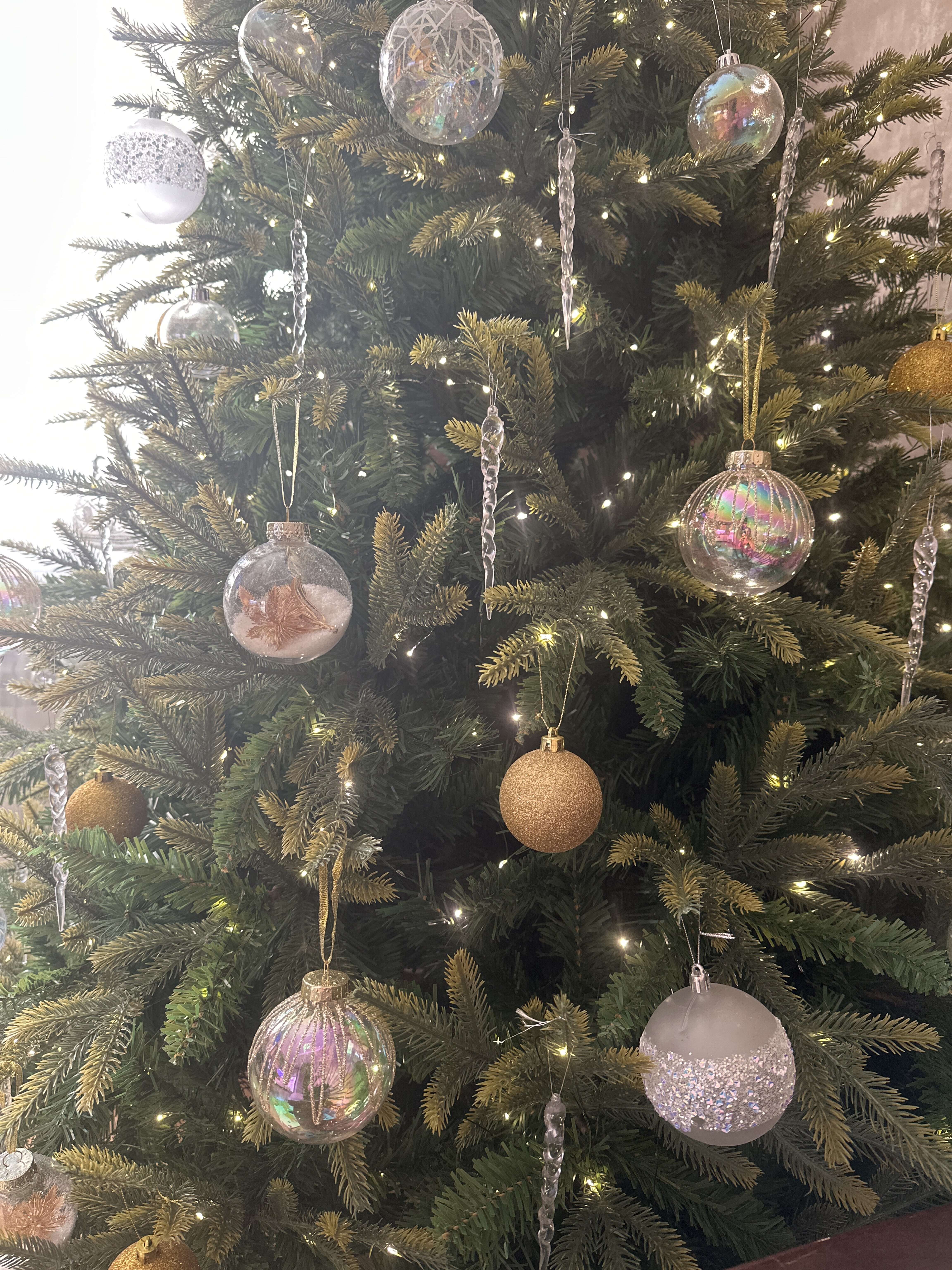 Фотография покупателя товара Ёлочные игрушки «Фейерверк», шары новогодние, d=8 см, набор 2 шт., золотистый - Фото 4