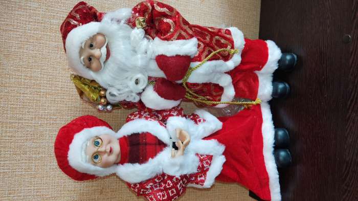 Фотография покупателя товара Дед Мороз под ёлку «Зимнее волшебство. Новогодняя игрушка в шубе», 47 см, красный - Фото 3