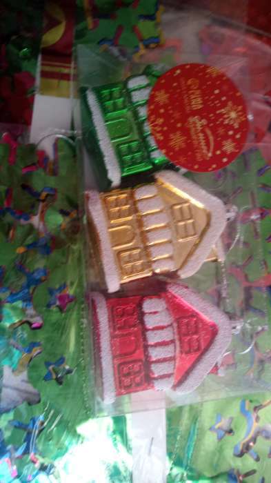 Фотография покупателя товара Ёлочные игрушки 3 шт. «Домик в снегу», 5.5×3.5 см, МИКС - Фото 2