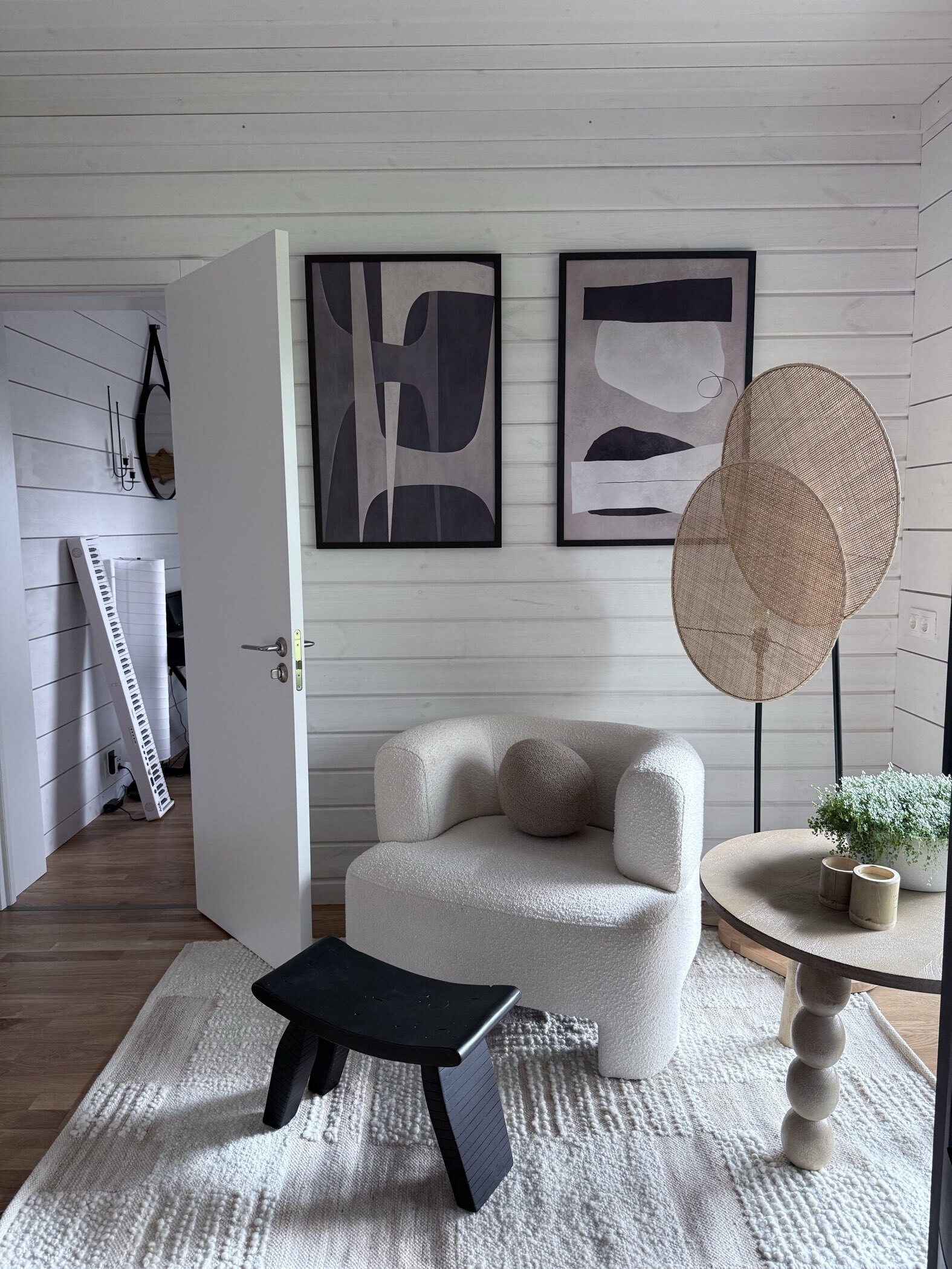 Фотография покупателя товара Столик кофейный, 75×75×50 см, манговое дерево - Фото 1