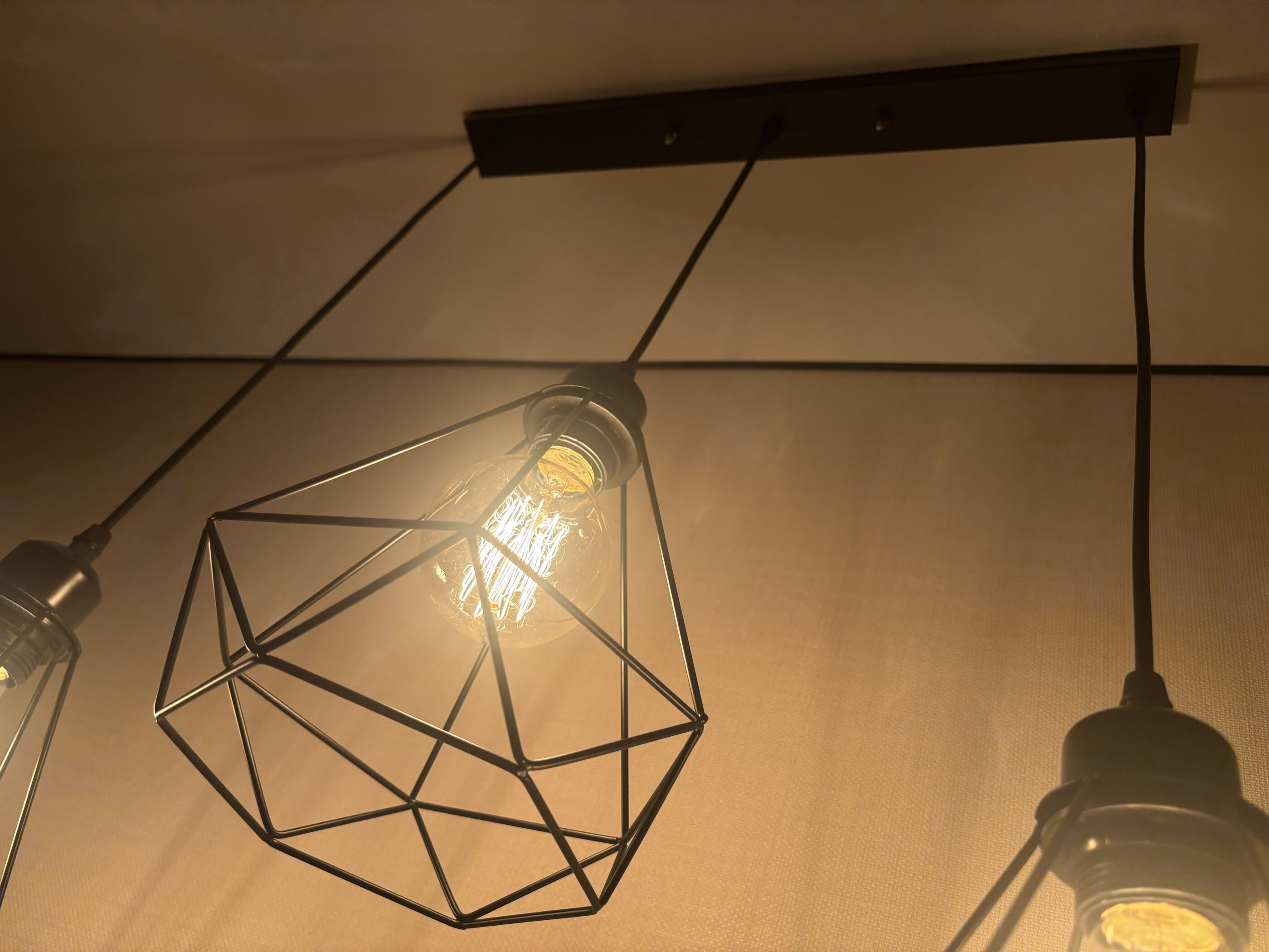 Фотография покупателя товара Светильник «Брук» 3хЕ27 40 Вт 50×18×19-122 см - Фото 3