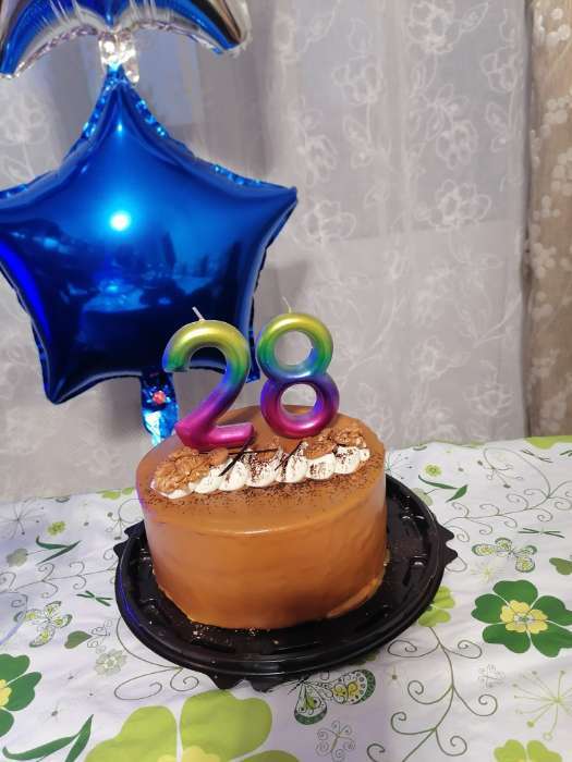 Фотография покупателя товара Свеча в торт «Белый мрамор», цифра 5, 5.5 см - Фото 8