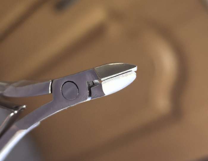 Фотография покупателя товара Кусачки маникюрные, двойная пружина, 10 см, длина лезвия-7 мм, на блистере - Фото 5