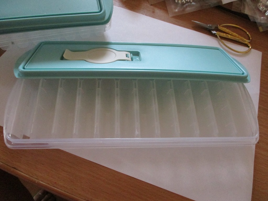 Фотография покупателя товара Форма для льда «Палочки», с крышкой и клапаном, цвет аквамарин - Фото 1