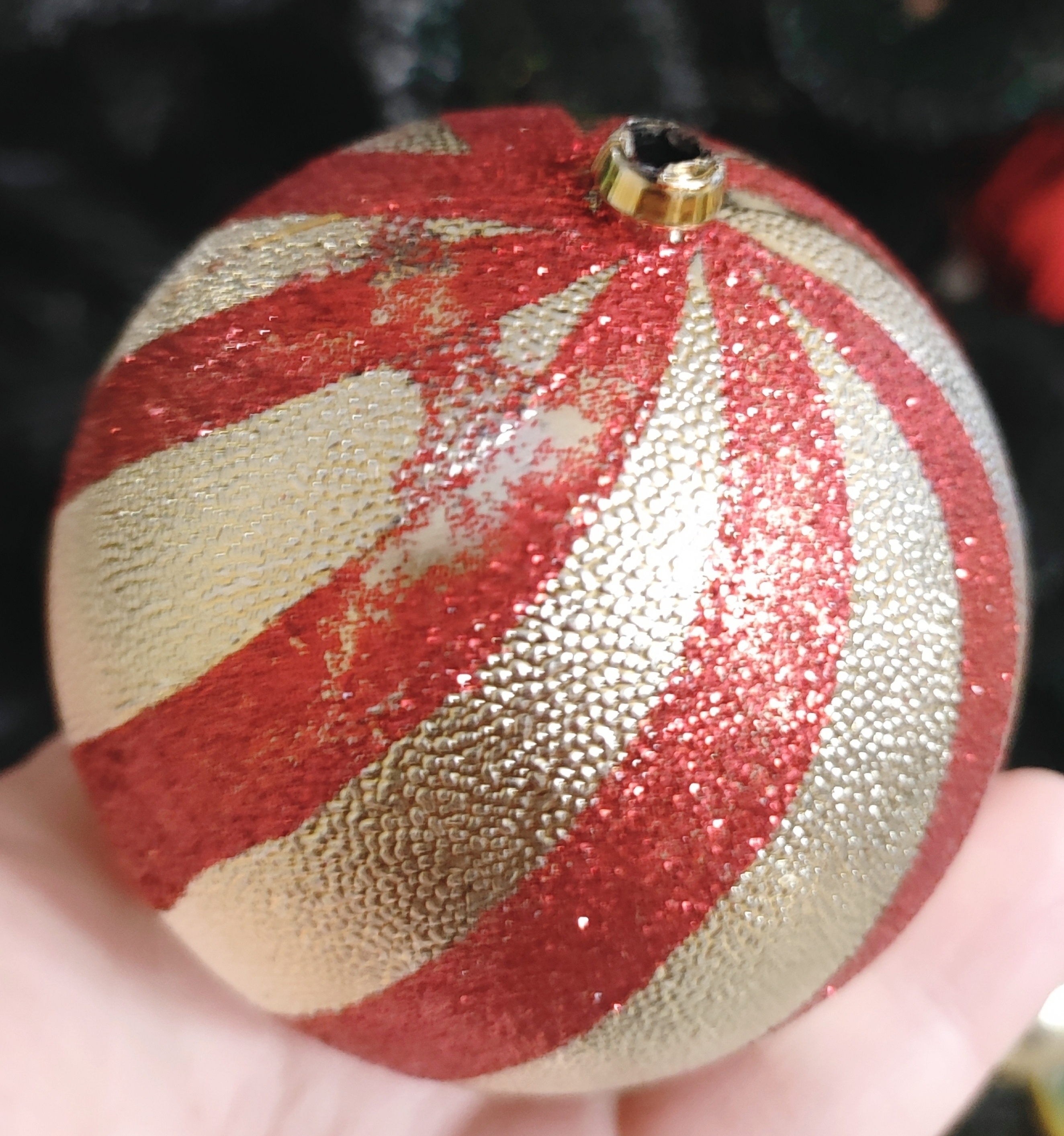 Фотография покупателя товара Ёлочные игрушки «Закрученные полосы», шары новогодние, d=8 см, набор 4 шт., золотисто-красный - Фото 9