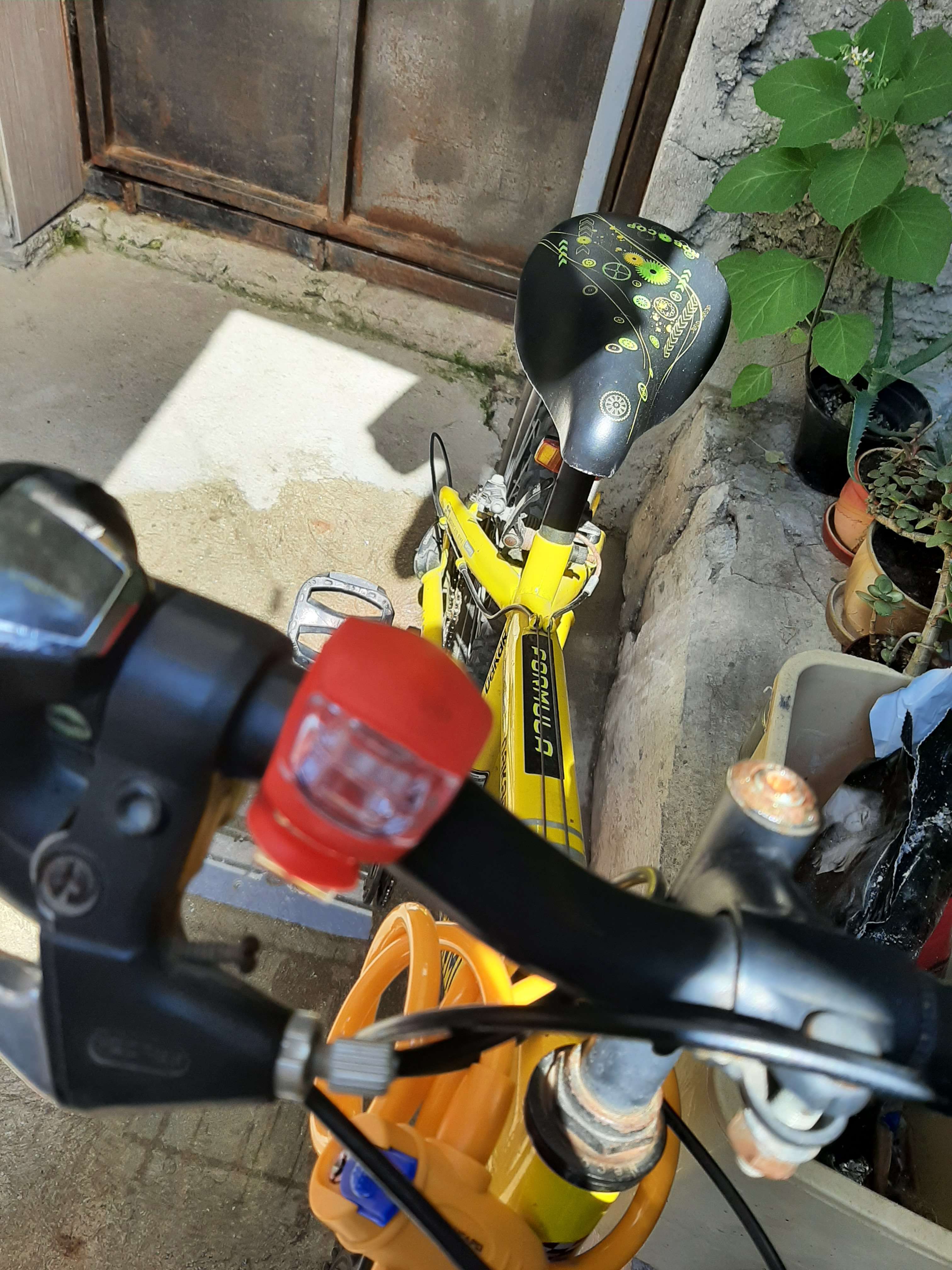 Фотография покупателя товара Фонарь велосипедный, водонепроницаемый, 2 LED, 80 лм, CR 1130, 3 режима, красный