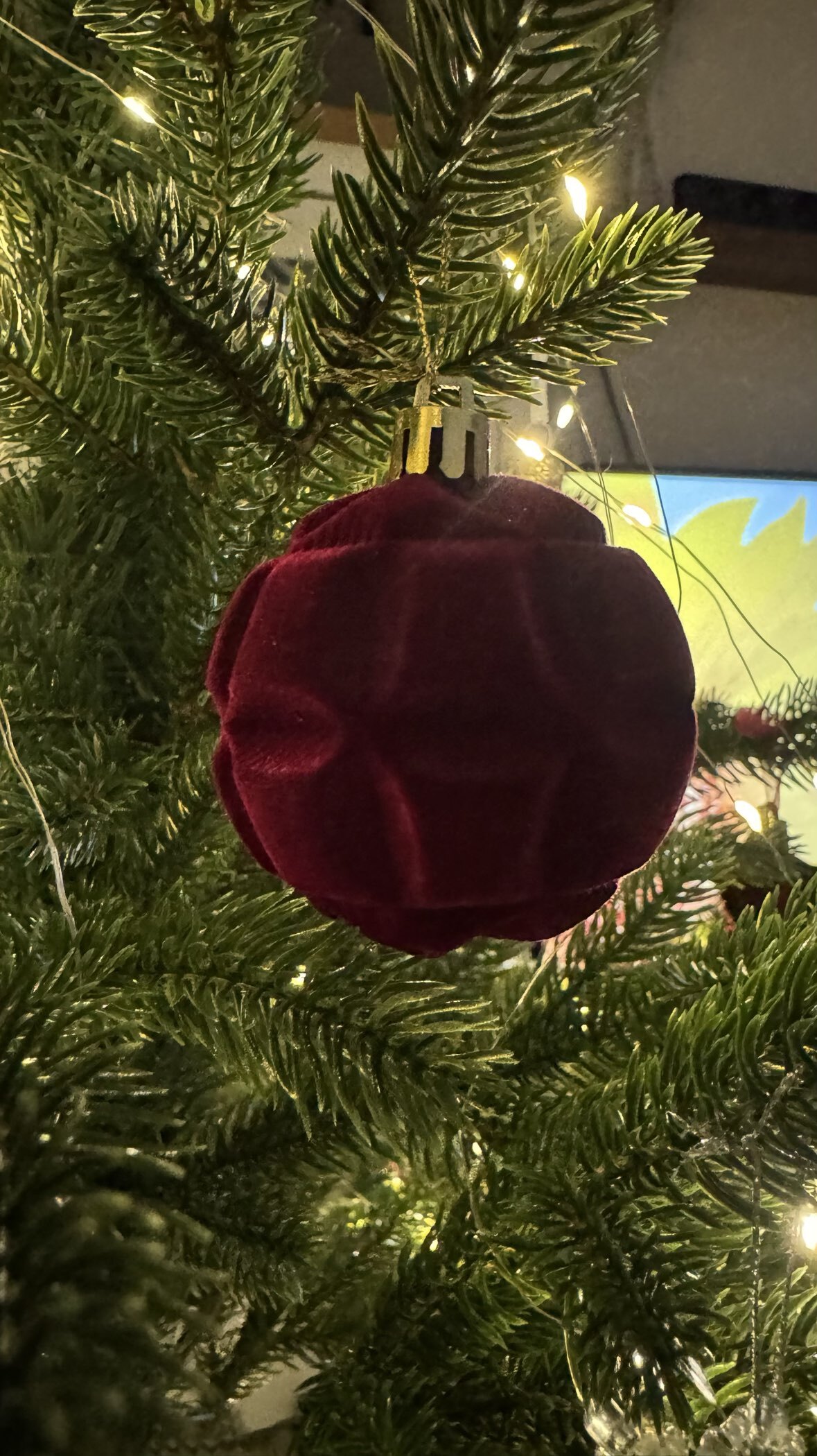 Фотография покупателя товара Ёлочные игрушки «Бьорн», шары новогодние, набор 6 шт., d=6 см, красный - Фото 1