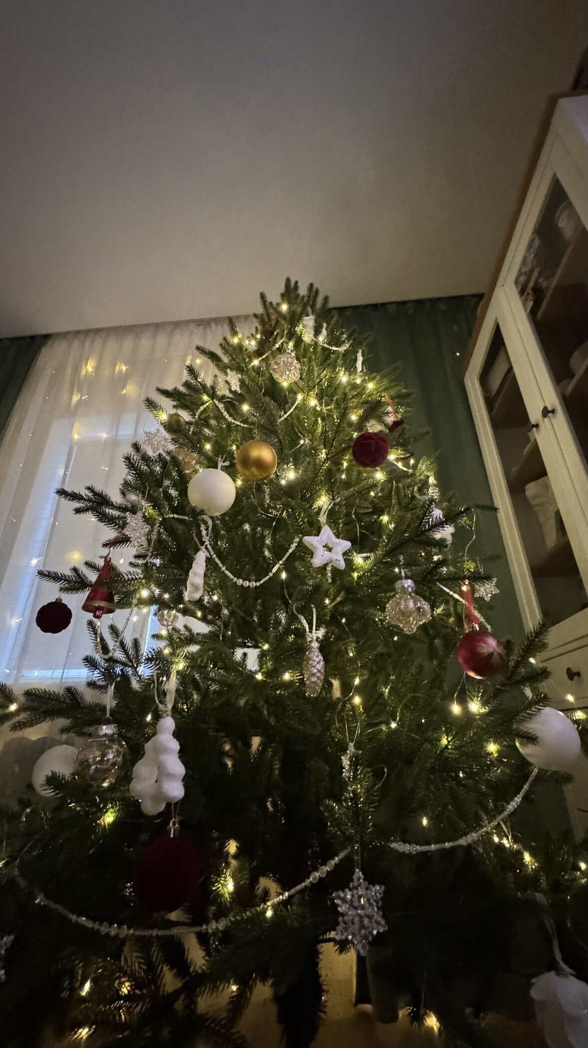 Фотография покупателя товара Ёлочные игрушки «Бьорн», шары новогодние, набор 6 шт., d=6 см, красный - Фото 2