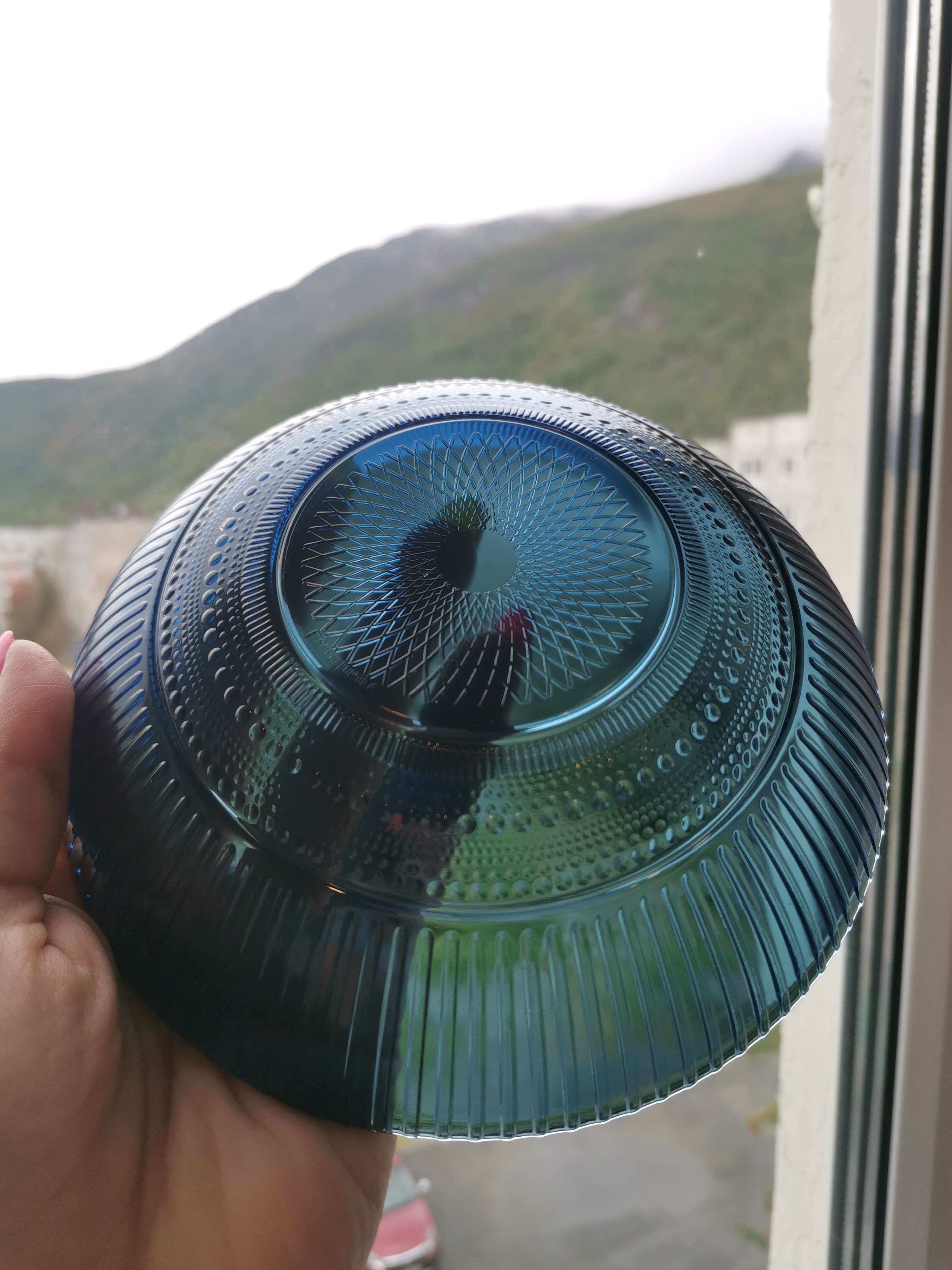 Фотография покупателя товара Салатник стеклянный «Луиз», 200 мл, d=16 см, цвет лондон топаз