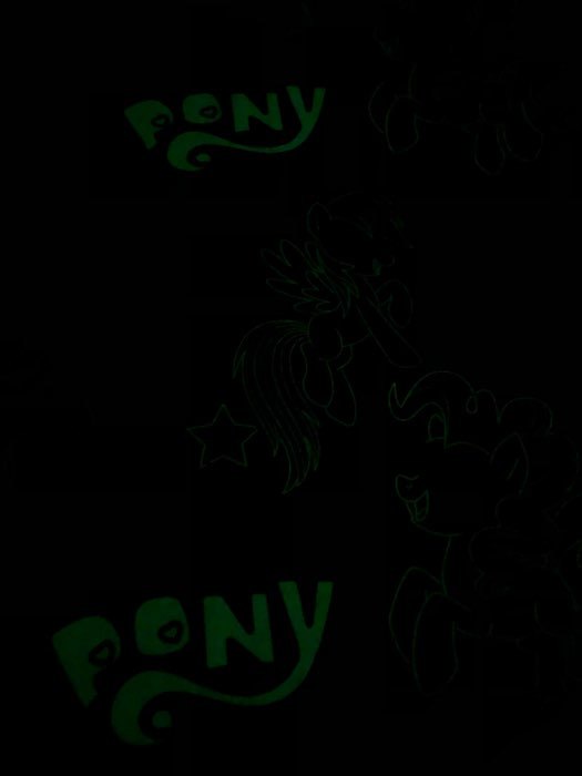 Фотография покупателя товара Постельное бельё 1,5 сп Neon Series "Rainbow vibes" My Little Pony 143*215 см, 150*214 см, 50*70 см -1 шт, светится в темноте