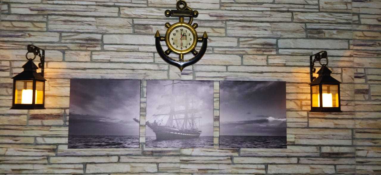 Фотография покупателя товара Часы настенные, интерьерные: Море, "Маяк", бесшумные, 38 х 28.5 см, d-12 см, цвет латунь - Фото 2