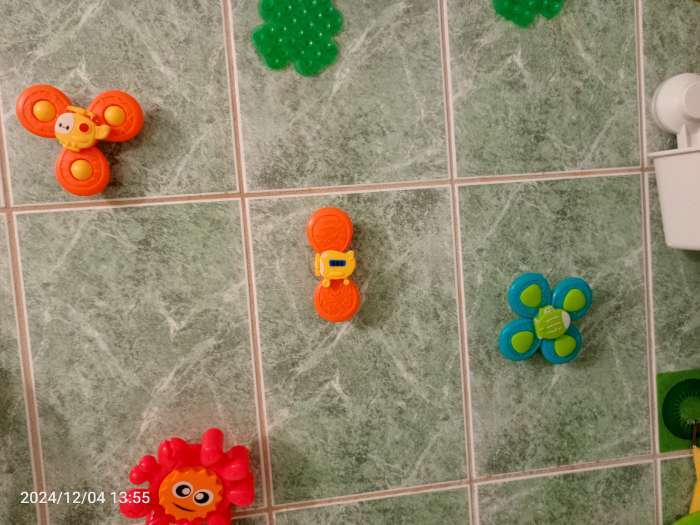 Фотография покупателя товара Спиннеры для купания на присосках «Транспорт», набор 3 шт. - Фото 1