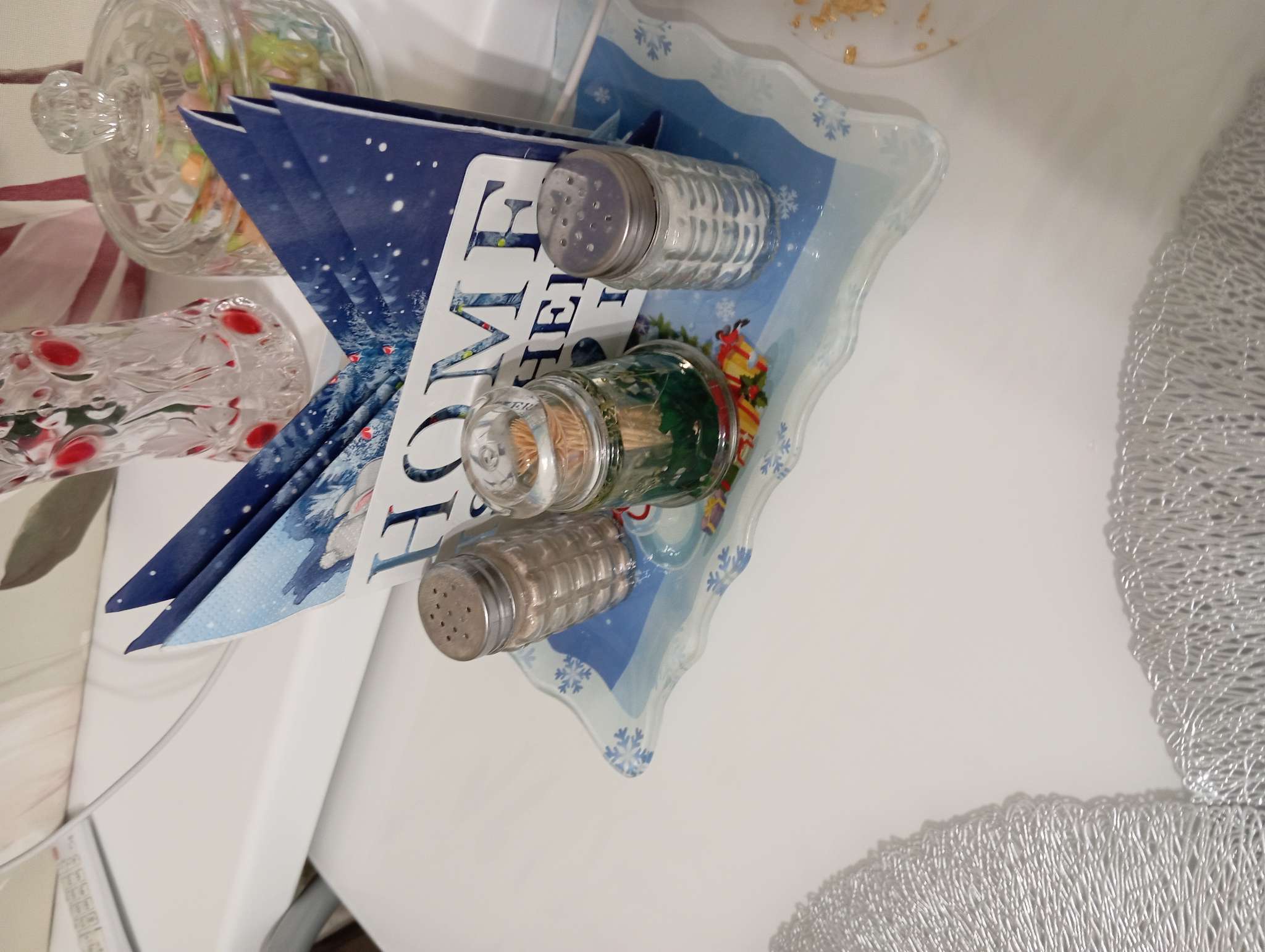 Фотография покупателя товара Блюдо новогоднее прямоугольное Доляна «Зимняя сказка», 25×15 см, стекло - Фото 1