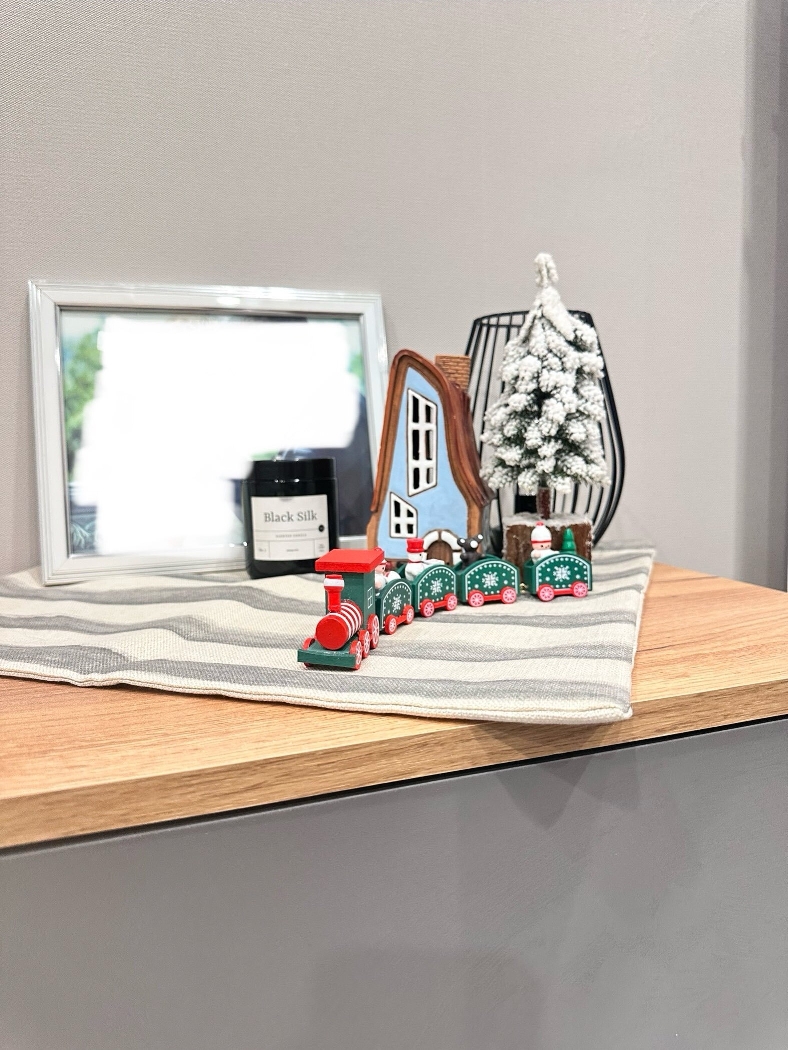 Фотография покупателя товара Тумба под ТВ «Парус – 11», на ножках, 2002×400×550 мм, цвет белый/дуб юкон - Фото 3