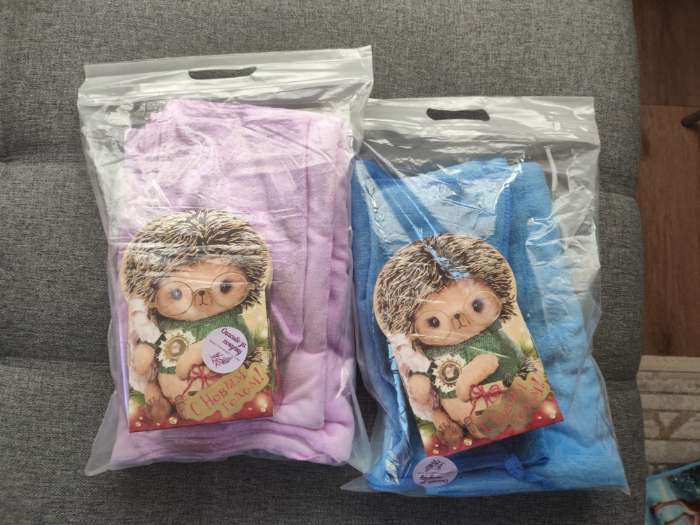 Фотография покупателя товара Подарочная новогодняя коробка «Снеговичок», для сладких подарков, 12×6.6×14.4 см - Фото 4