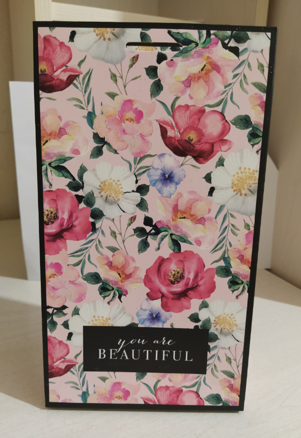 Фотография покупателя товара Пакет подарочный с лентой, упаковка, «You are beautiful», 13 х 23 х 7 см - Фото 3