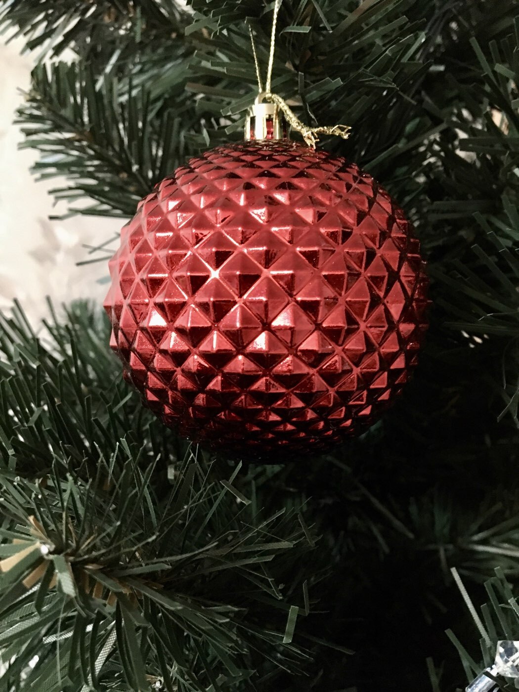 Фотография покупателя товара Ёлочные игрушки «Диско и грани», шары новогодние, d=8 см, набор 4 шт., красный - Фото 1
