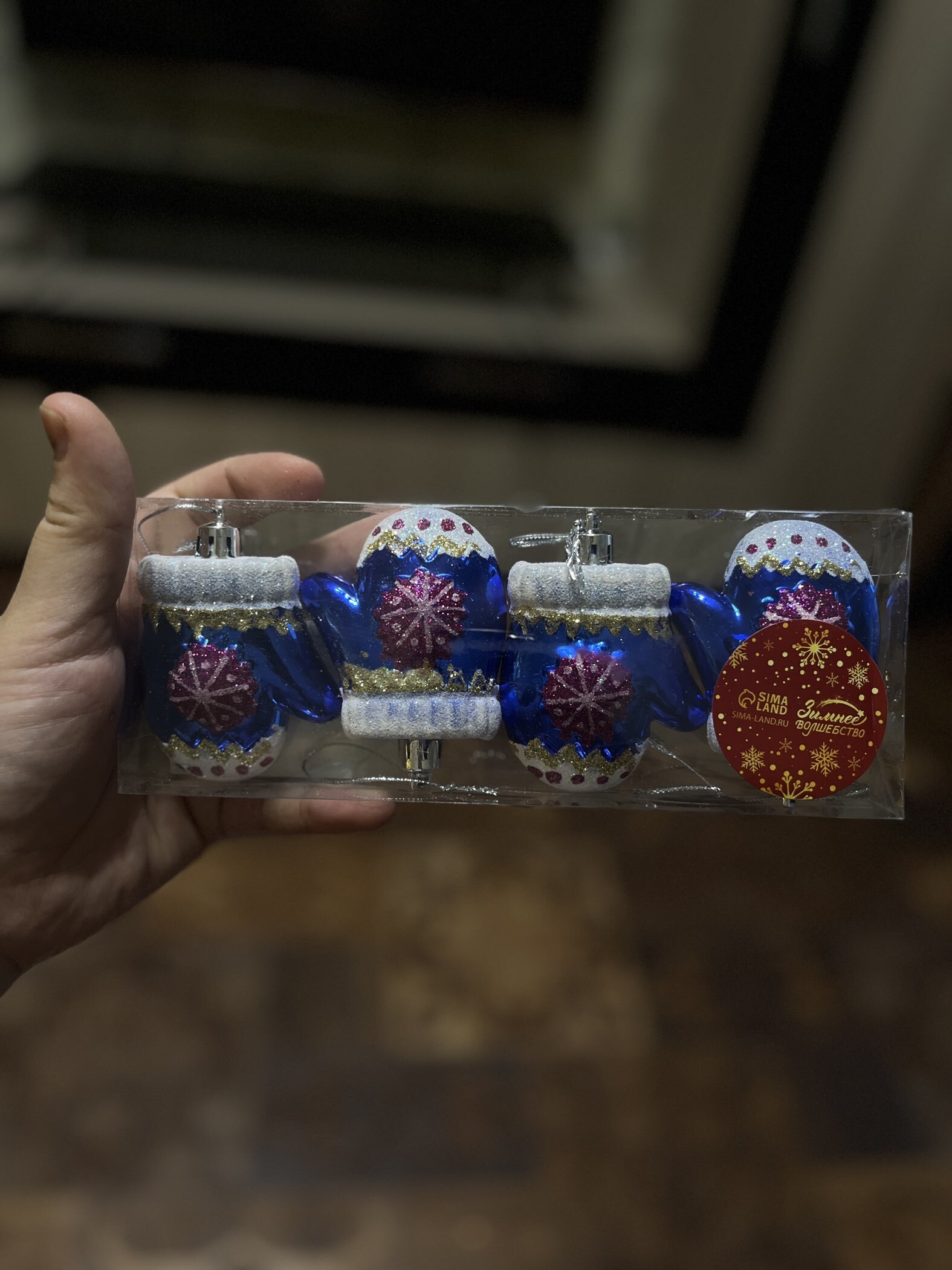 Фотография покупателя товара Ёлочные игрушки 4 шт. «Варежка со снежинкой», 6×5 см, синий - Фото 11