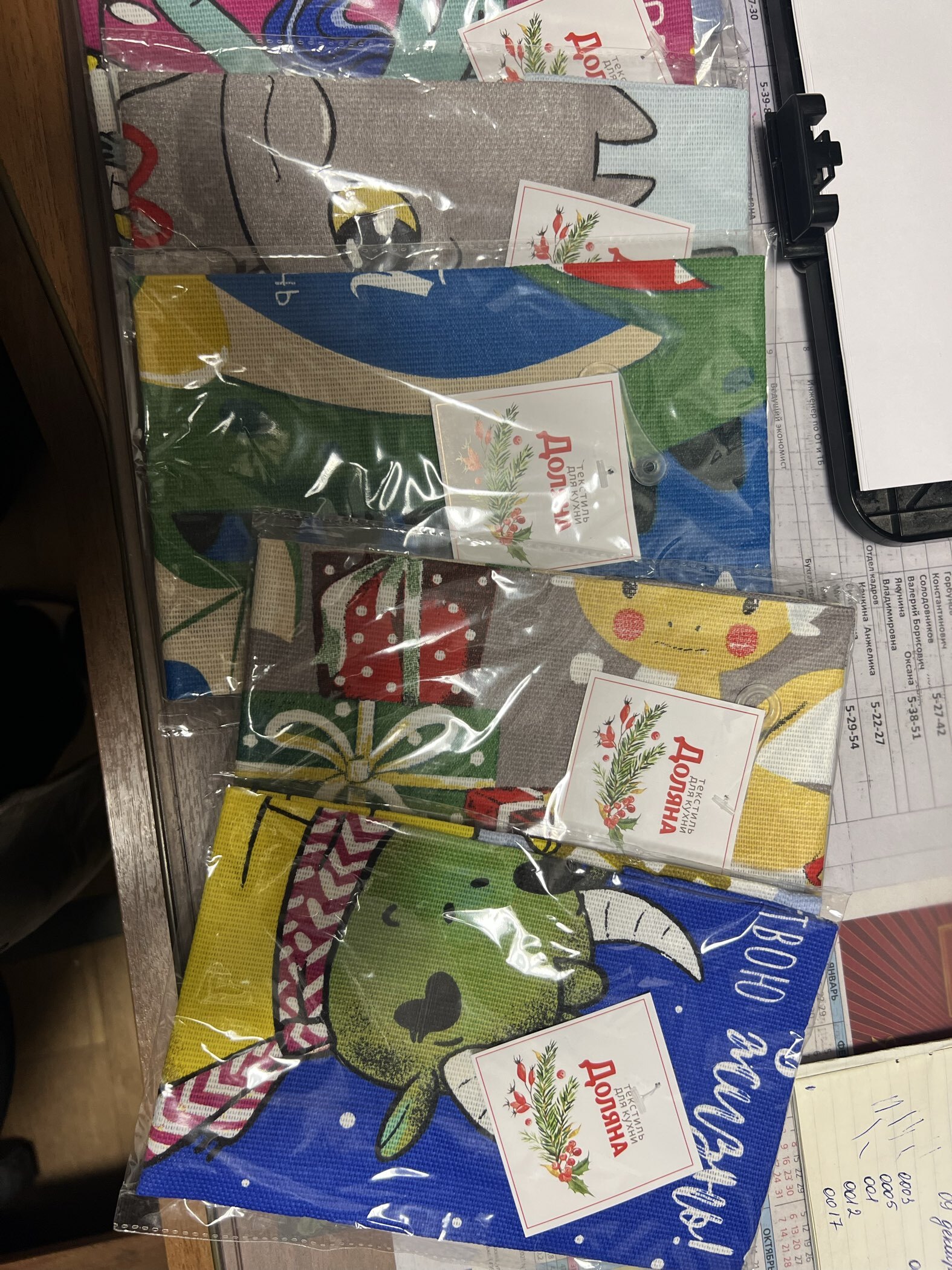 Фотография покупателя товара Полотенце кухонное «Доляна», 28×46 см, хлопок 100%, рогожка 164 г/м² - Фото 3