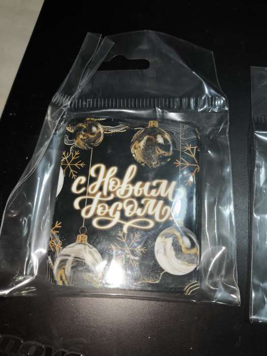 Фотография покупателя товара Магнит на холодильник «Снегири новогодние», винил, 6×7 см, 5 видов, МИКС - Фото 2