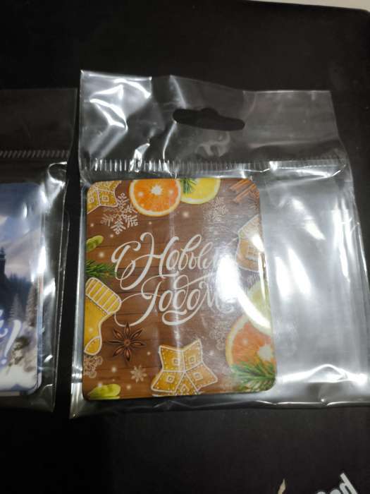 Фотография покупателя товара Магнит на холодильник «Снегири новогодние», винил, 6×7 см, 5 видов, МИКС - Фото 1