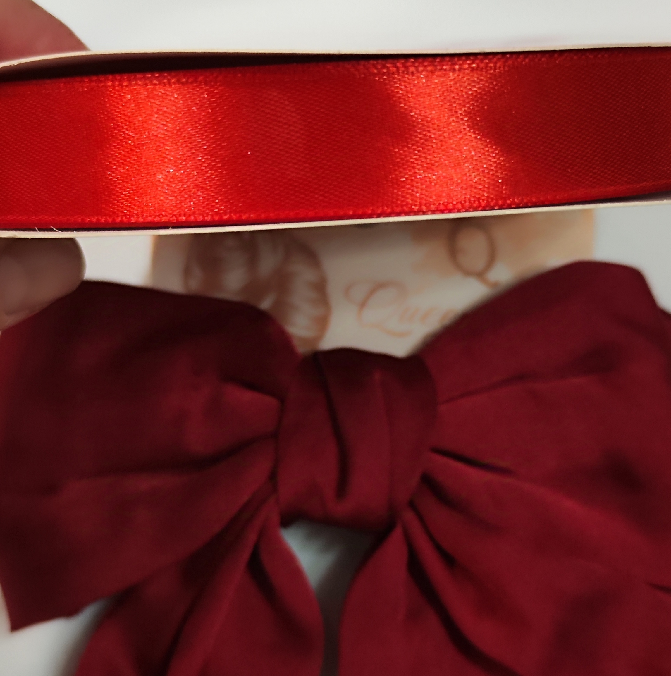 Фотография покупателя товара Заколка - автомат для волос «Джулия», двойной бант, 18×15 см, красная - Фото 1