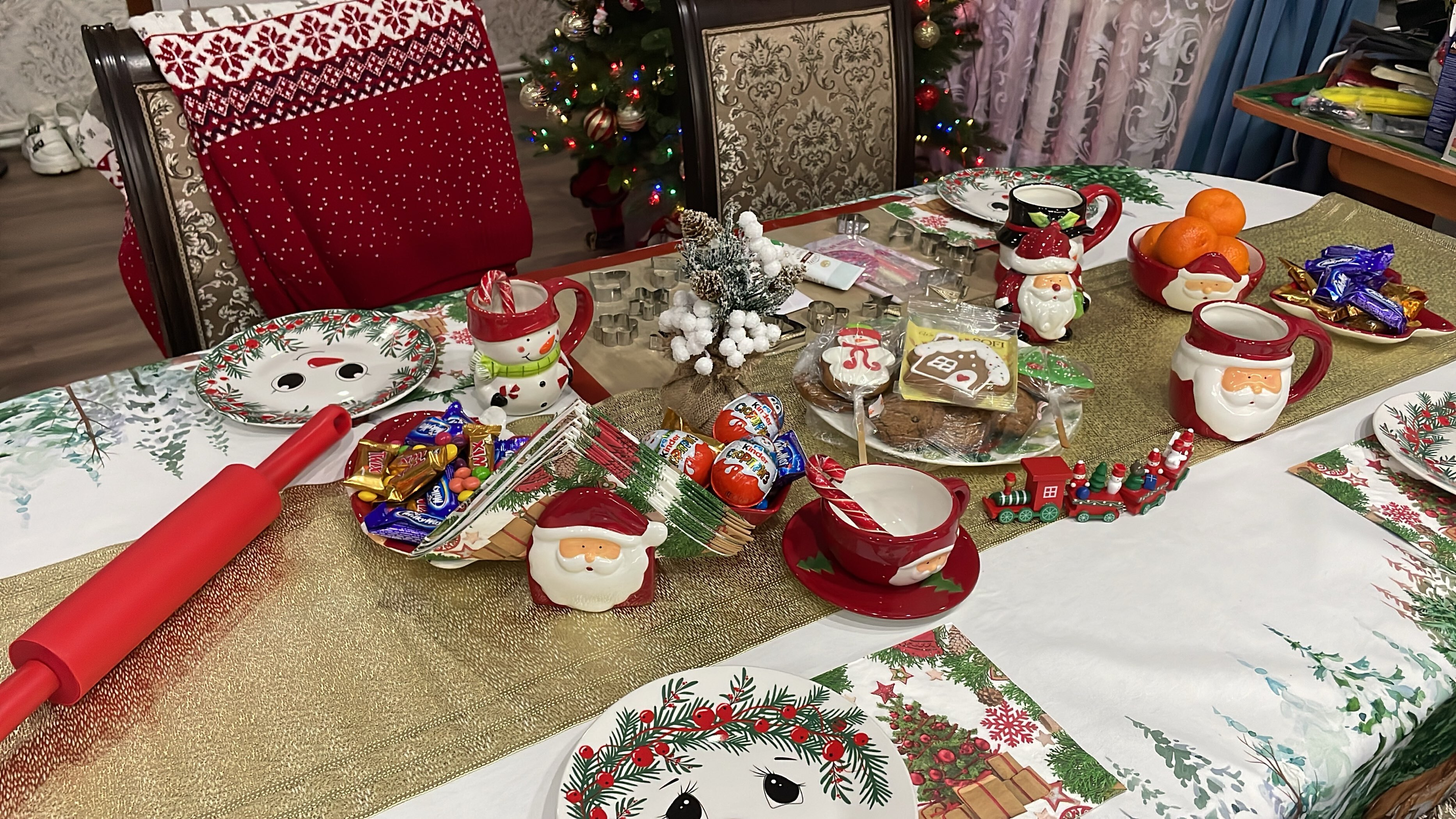 Фотография покупателя товара Формы для печенья Доляна «Колокольчик, снежинка», набор 6 предметов, металл, серебристые - Фото 1