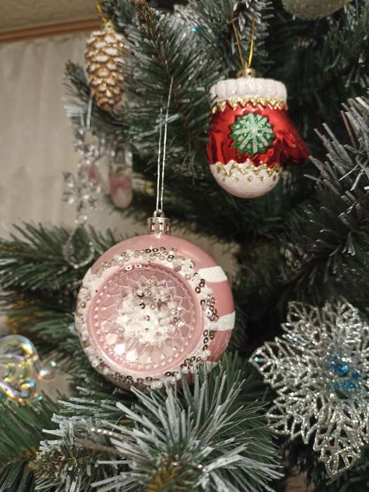 Фотография покупателя товара Ёлочные игрушки «Морозец», шары новогодние, d=8 см, набор 3 шт., МИКС - Фото 5