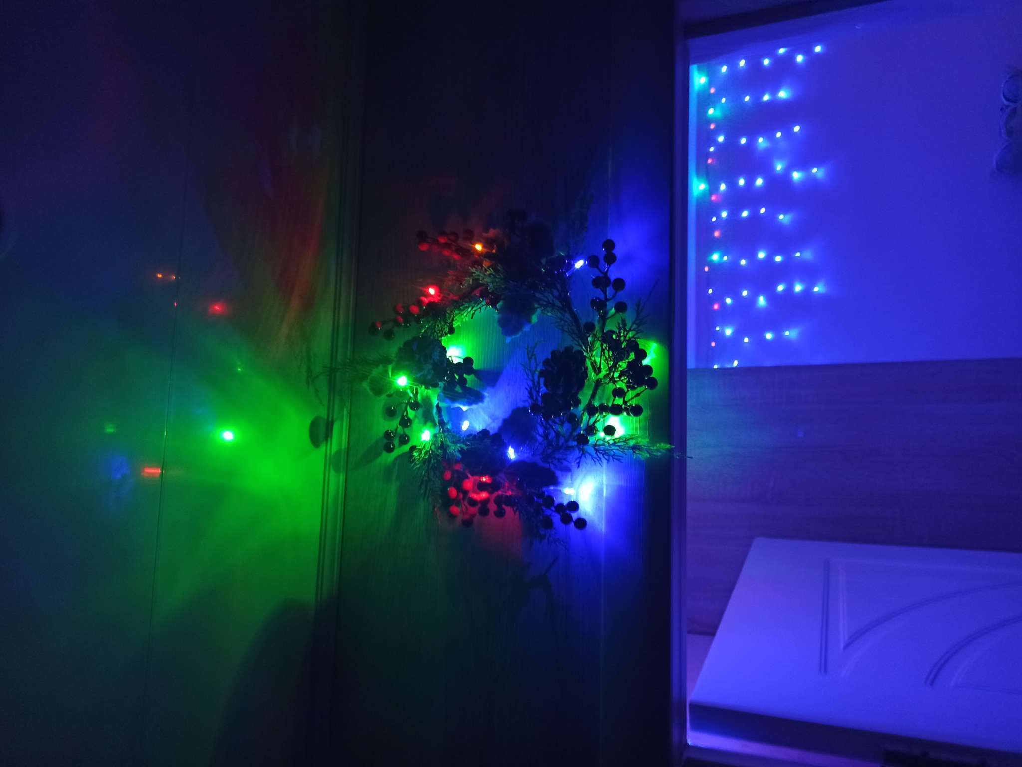 Фотография покупателя товара Гирлянда «Нить» 2.5 м, IP20, прозрачная нить, 25 LED, свечение мульти, фиксинг, 220 В - Фото 1