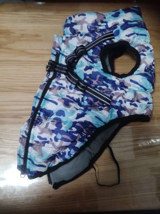 Фотография покупателя товара Куртка для собак со шлейкой, размер М (ДС 32 см, ОШ 28 см, ОГ 42 см), камуфляжная - Фото 1