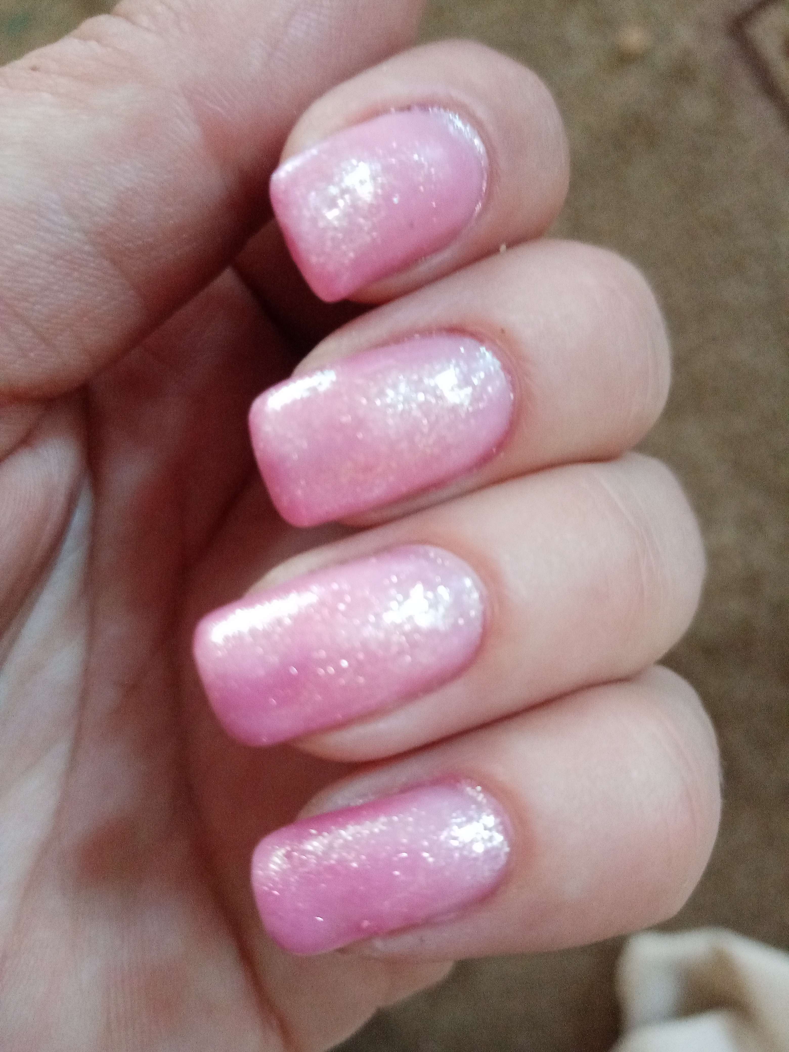 Фотография покупателя товара Гель-лак для ногтей "Горный хрусталь", трёхфазный LED/UV, 10мл, цвет 006 розово-фиолетовый - Фото 3