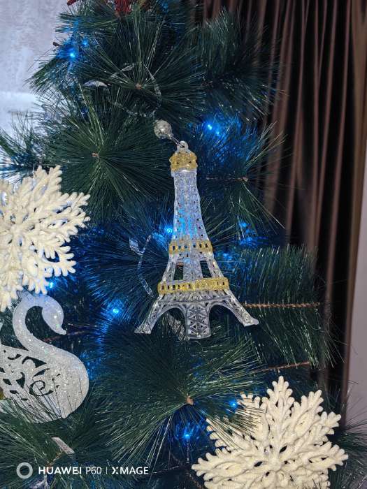 Фотография покупателя товара Ёлочная игрушка «Зимнее волшебство. Олень в прыжке с шарфом», 13×12 см, прозрачно-золотой - Фото 7