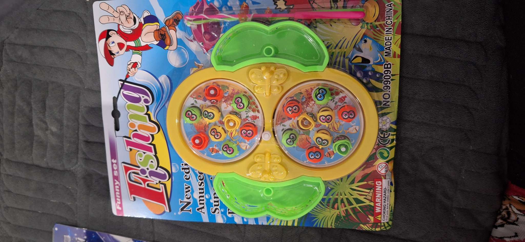 Фотография покупателя товара Рыбалка «Бабочка»: 18 рыбок, 2 удочки, заводная, МИКС - Фото 2