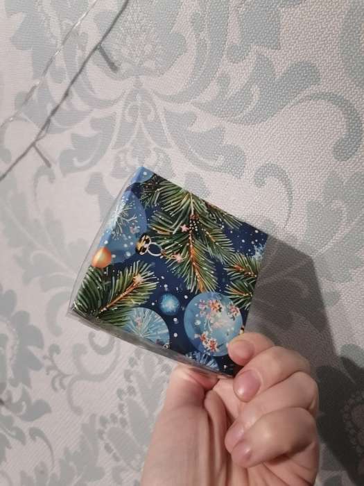 Фотография покупателя товара Коробка для печенья «Сундучок с подарками», 9×9×3 см, Новый год - Фото 5