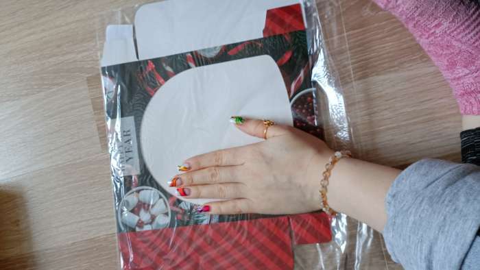 Фотография покупателя товара УЦЕНКА Коробочка для пончиков новогодняя «Для уютного вечера», 20×20×5 см - Фото 1