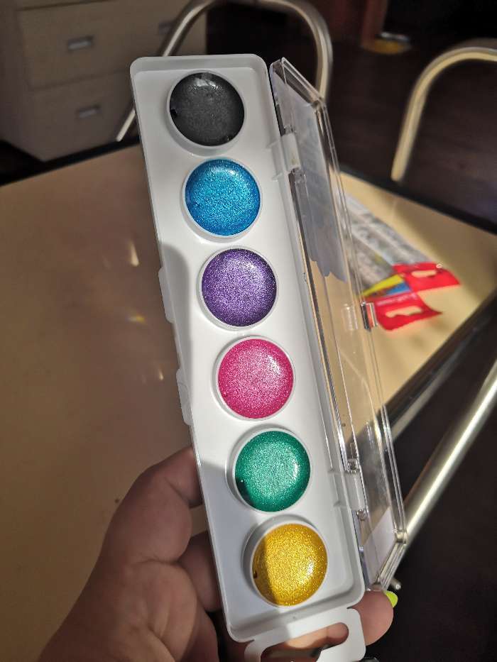 Фотография покупателя товара Акварель 6 цветов ErichKrause Pearl, жемчужная, в пластиковой коробке, европодвес, без кисти - Фото 1