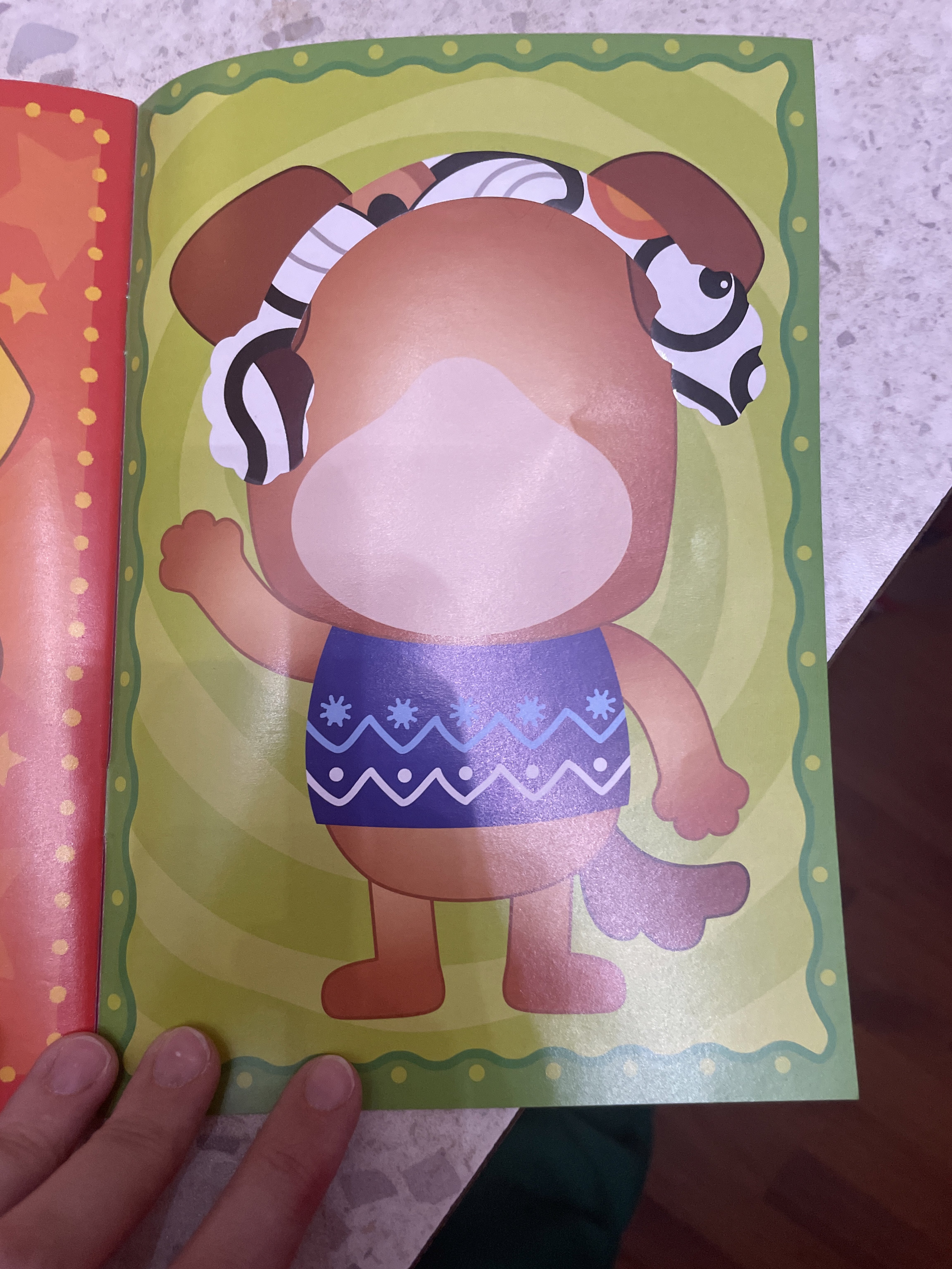 Фотография покупателя товара Книжка с наклейками «Новогодние чудики», 12 стр., 100 стикеров - Фото 3