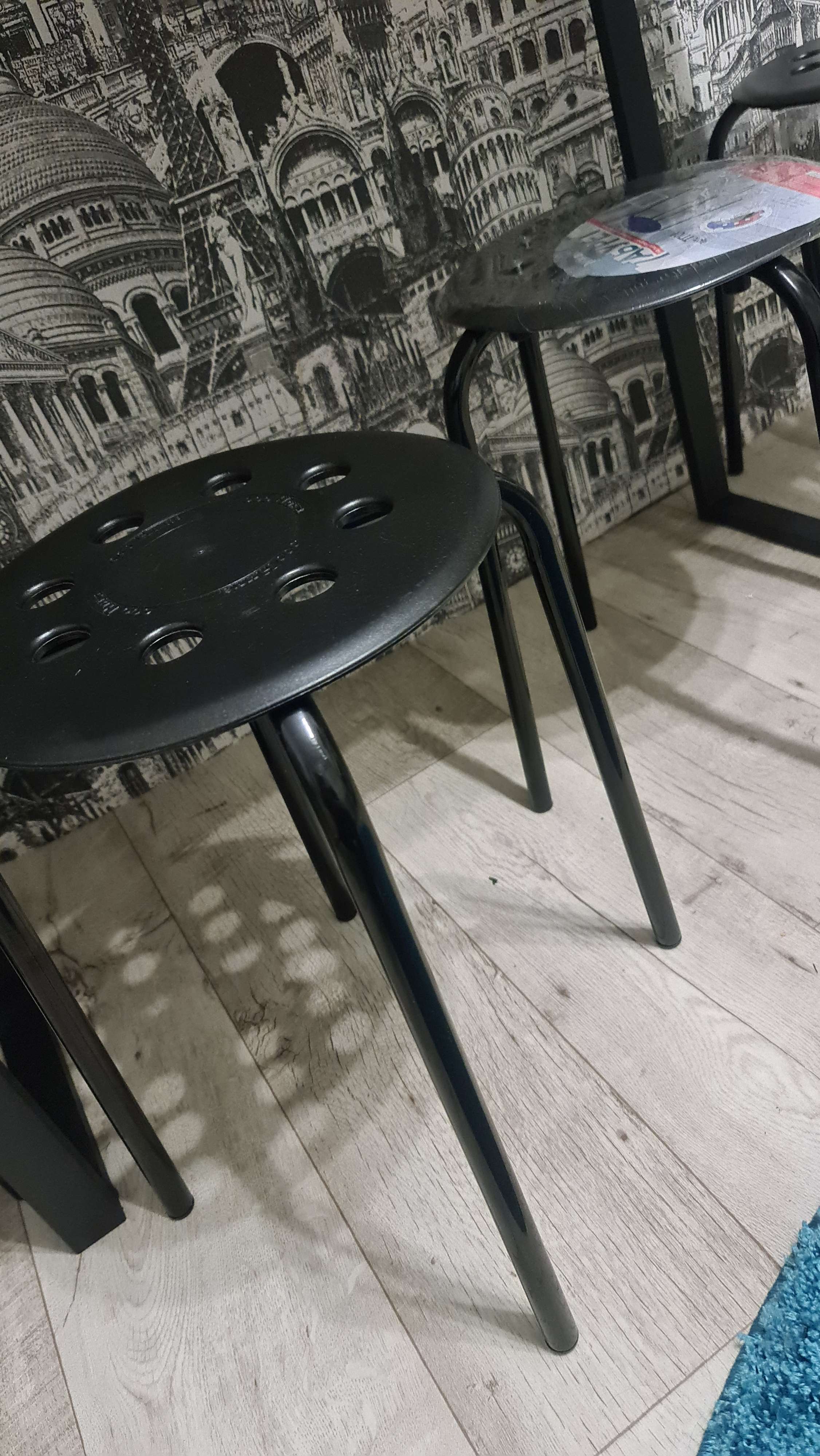 Фотография покупателя товара Табурет с пластмассовым сиденьем, цвет черный