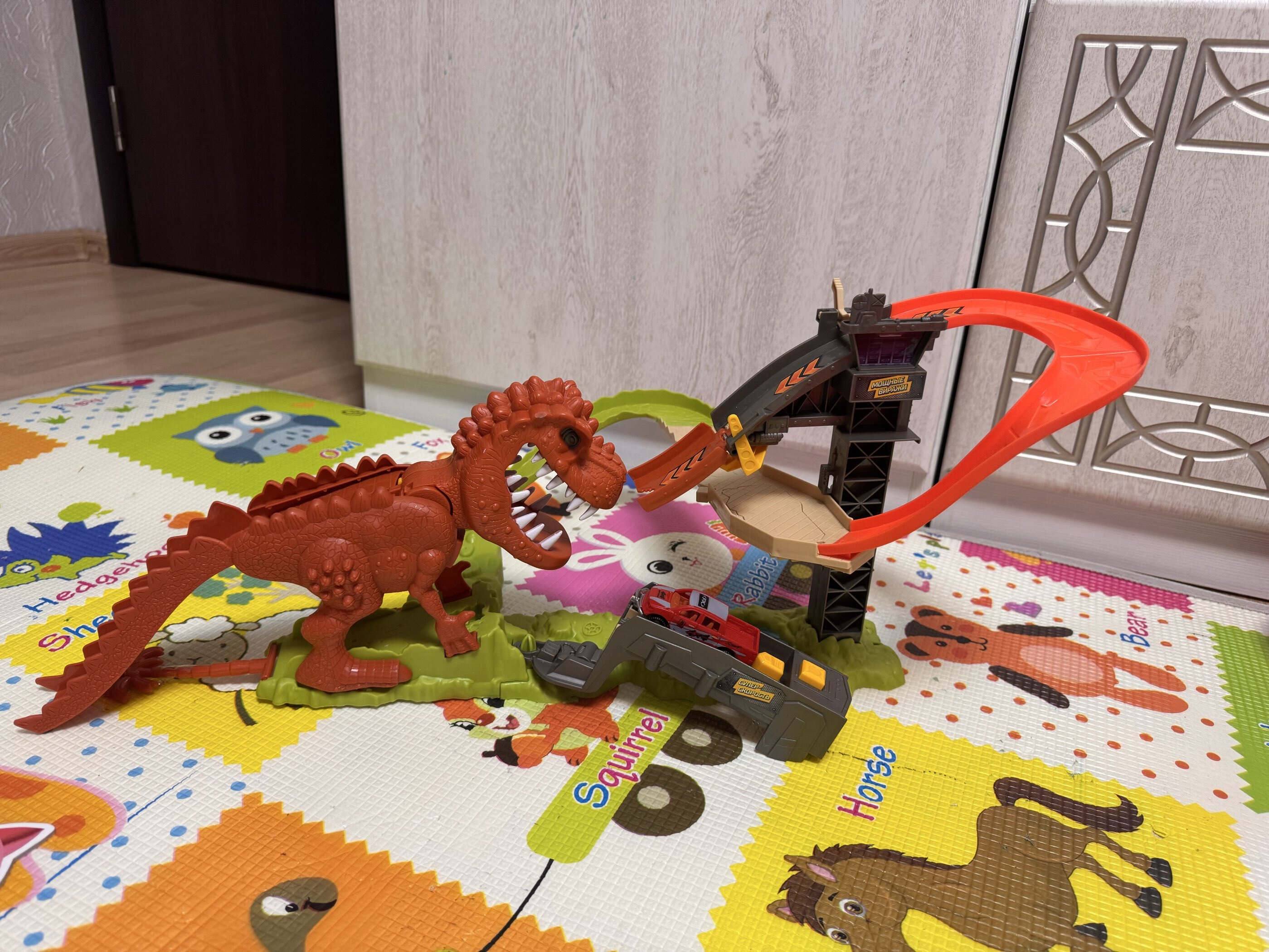 Фотография покупателя товара Автотрек «Динопарк», с запуском - Фото 2