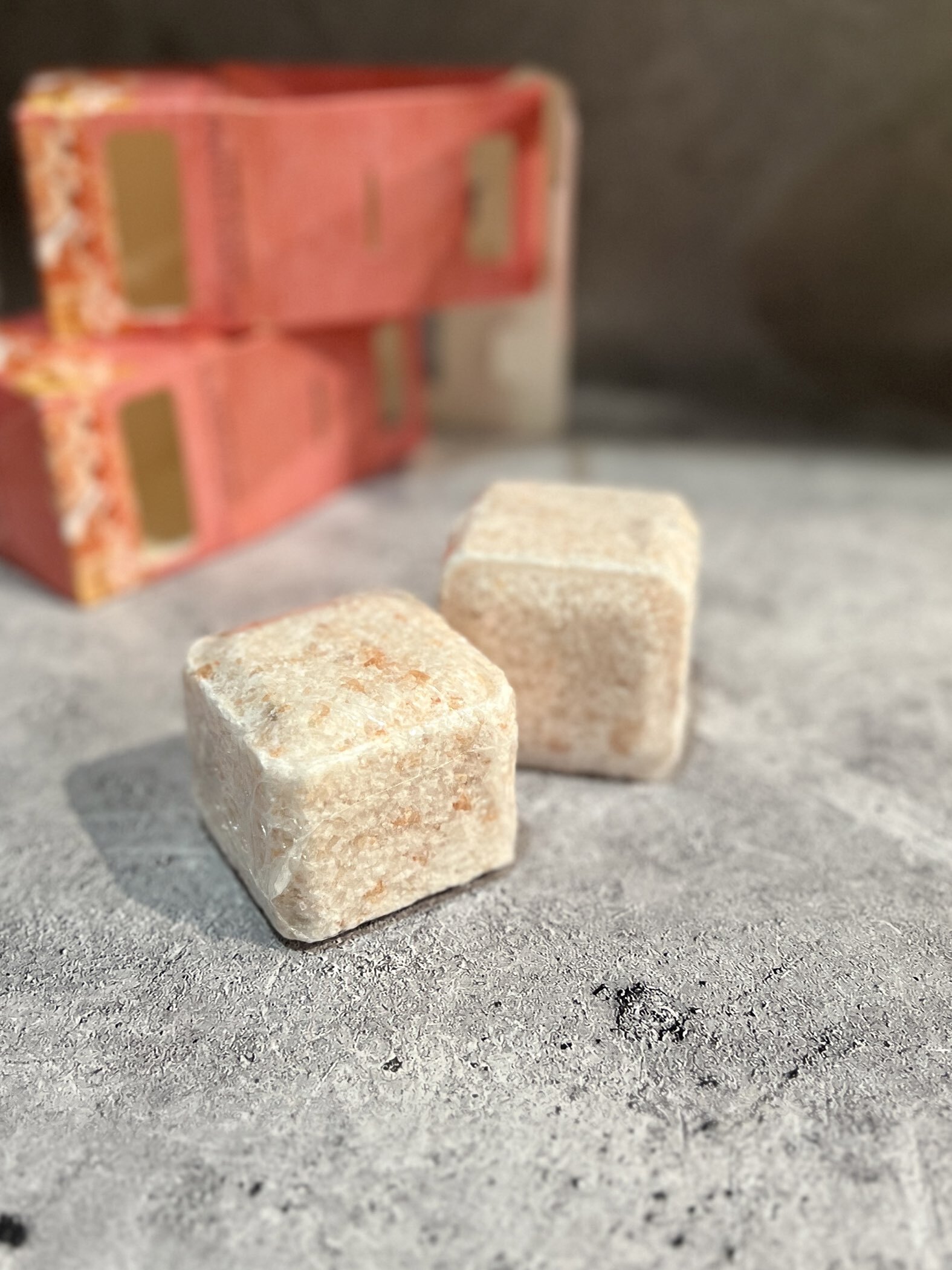 Фотография покупателя товара Соляной брикет «Можжевельник», 1.35 кг «Добропаровъ» - Фото 4