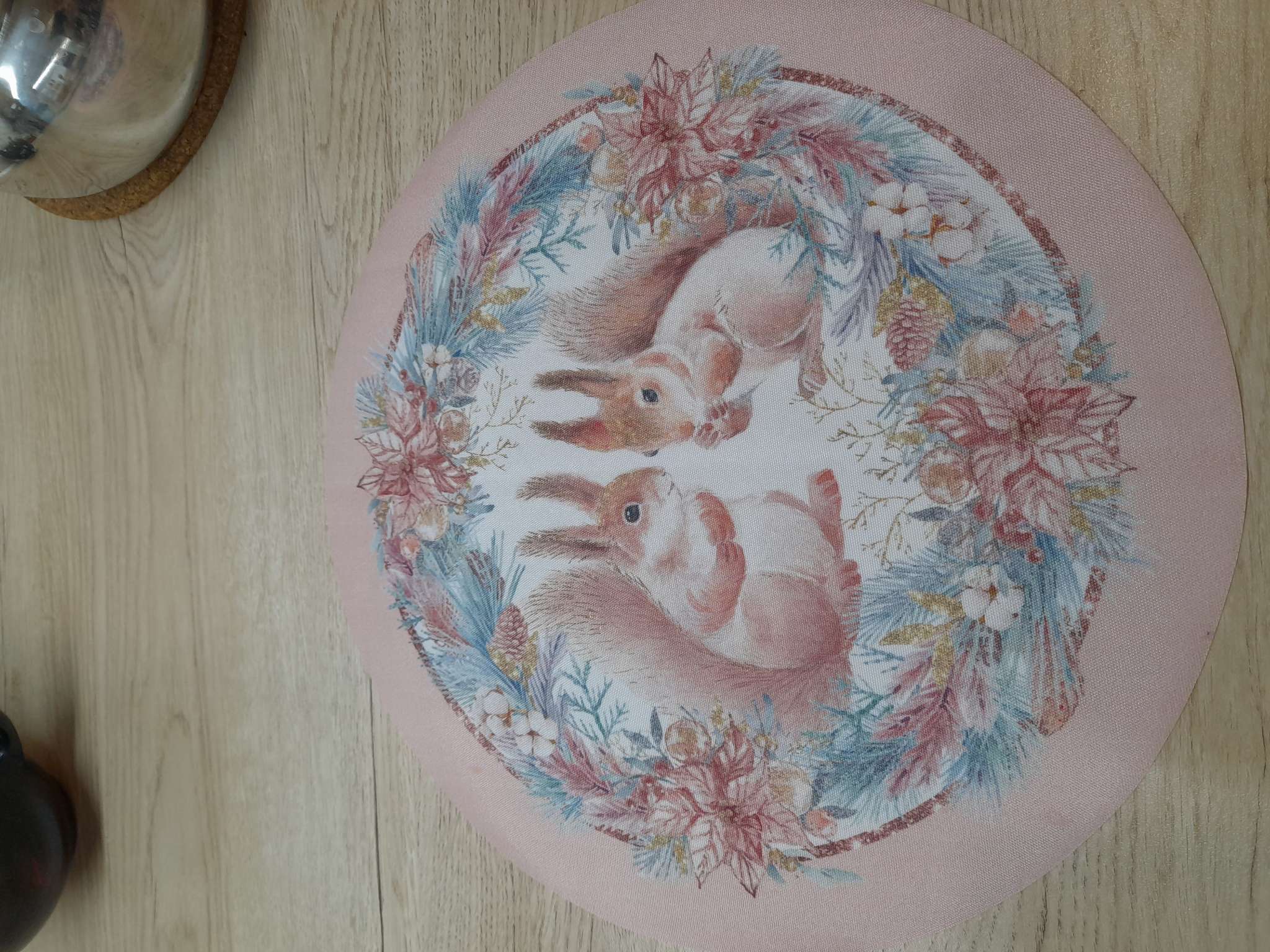 Фотография покупателя товара Салфетка сервировочная новогодняя на стол «Белочки», 30х30 см, оксфорд, полиэстер - Фото 1