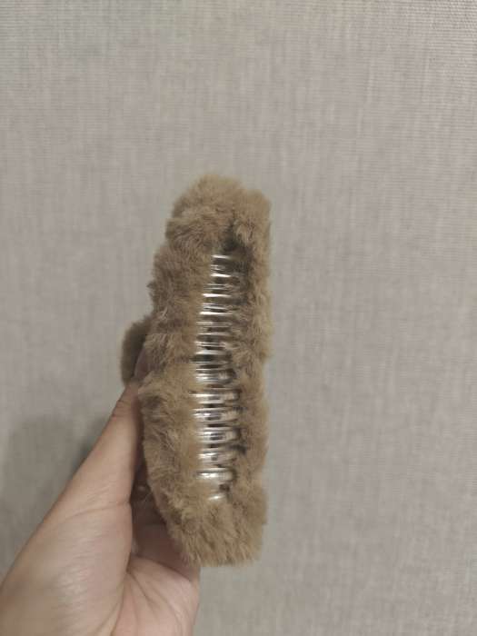 Фотография покупателя товара Краб для волос новогодний «Выбирай счастье», 13 х 7 см - Фото 2