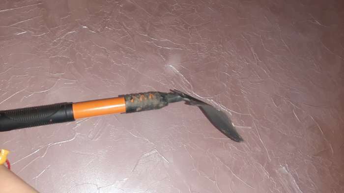 Фотография покупателя товара Совок посадочный Greengo, длина 45 см, ширина 8,5 см, металлическая рукоять с резиновой ручкой - Фото 3