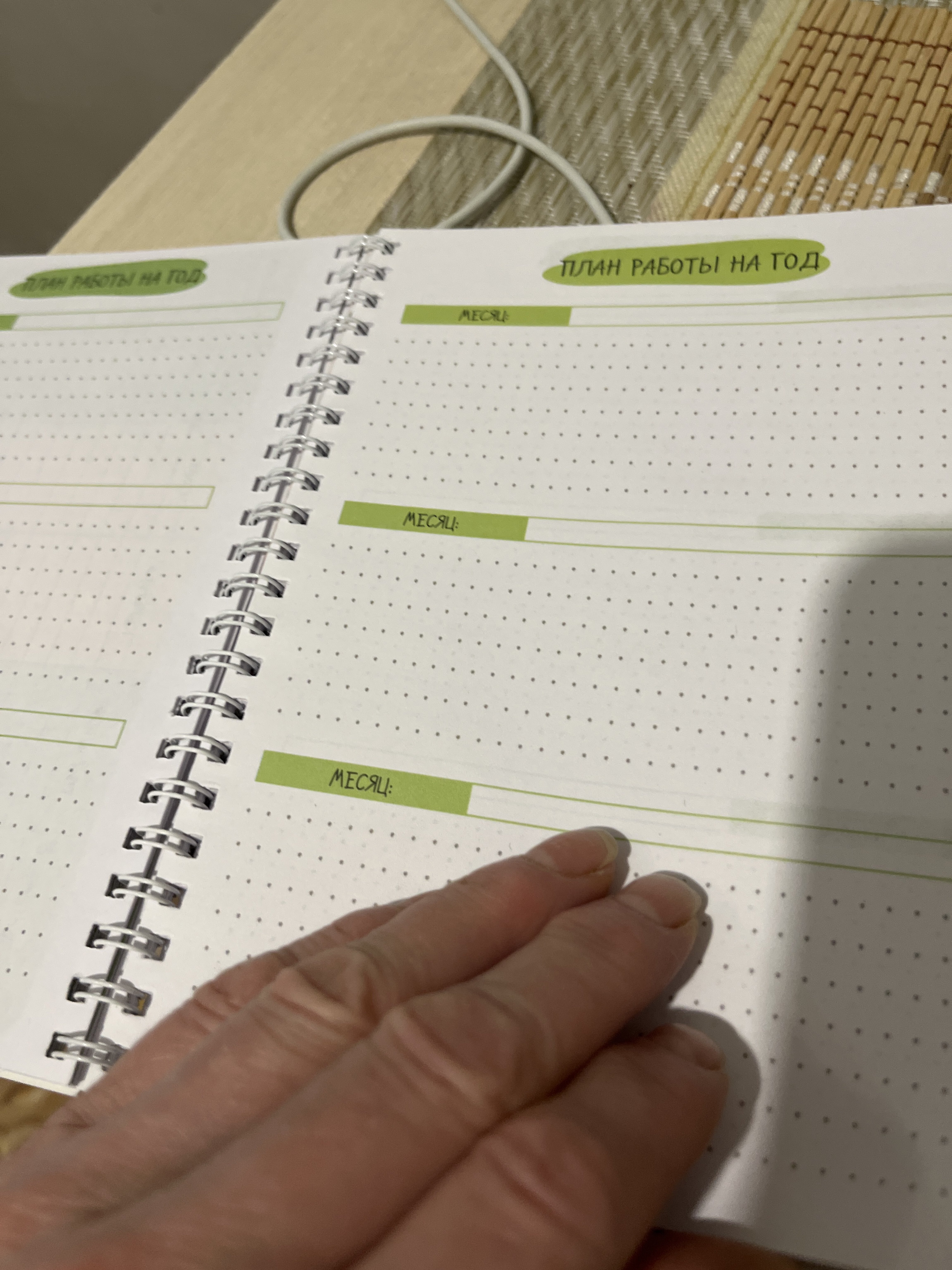 Фотография покупателя товара Ежедневник садовода А5, 60 л. Мягкая обложка, на гребне «Урожай» - Фото 6