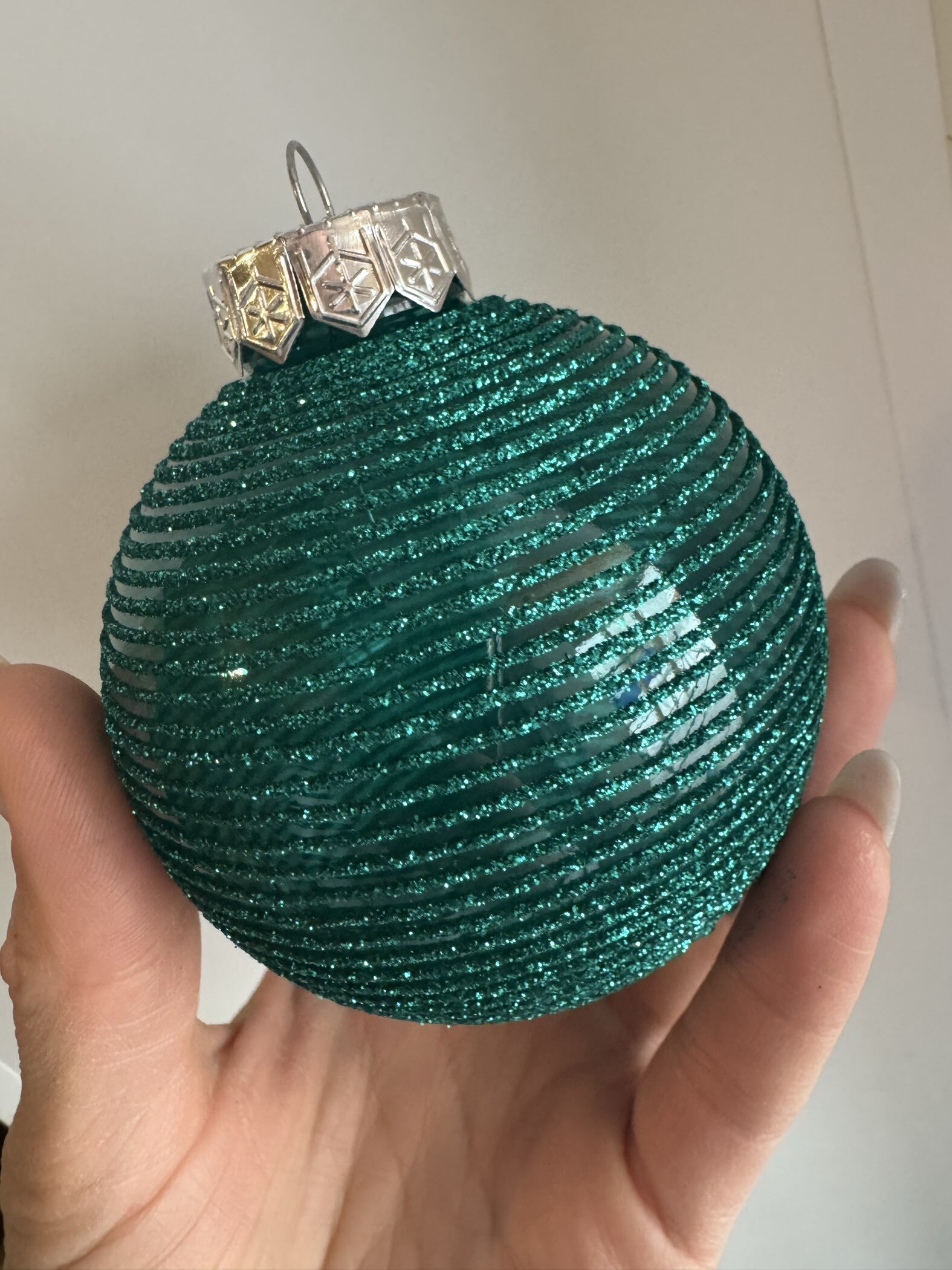 Фотография покупателя товара Ёлочные игрушки «Аустен», шары новогодние, d=8 см, набор 3 шт., полоски, бирюзовый - Фото 1