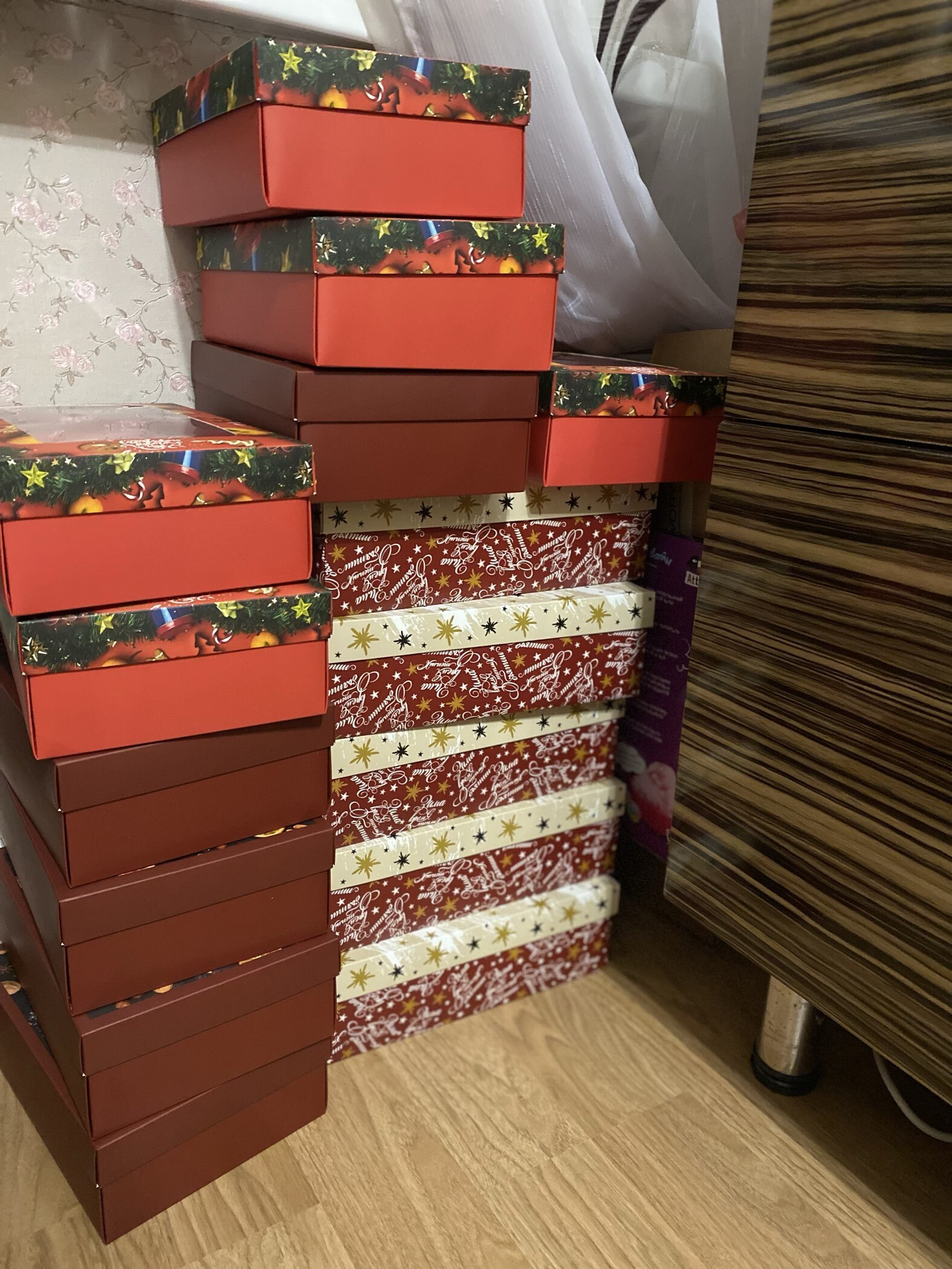 Фотография покупателя товара Подарочная новогодняя коробка сборная «Счастливой зимы», 21×15×5.7 см - Фото 4