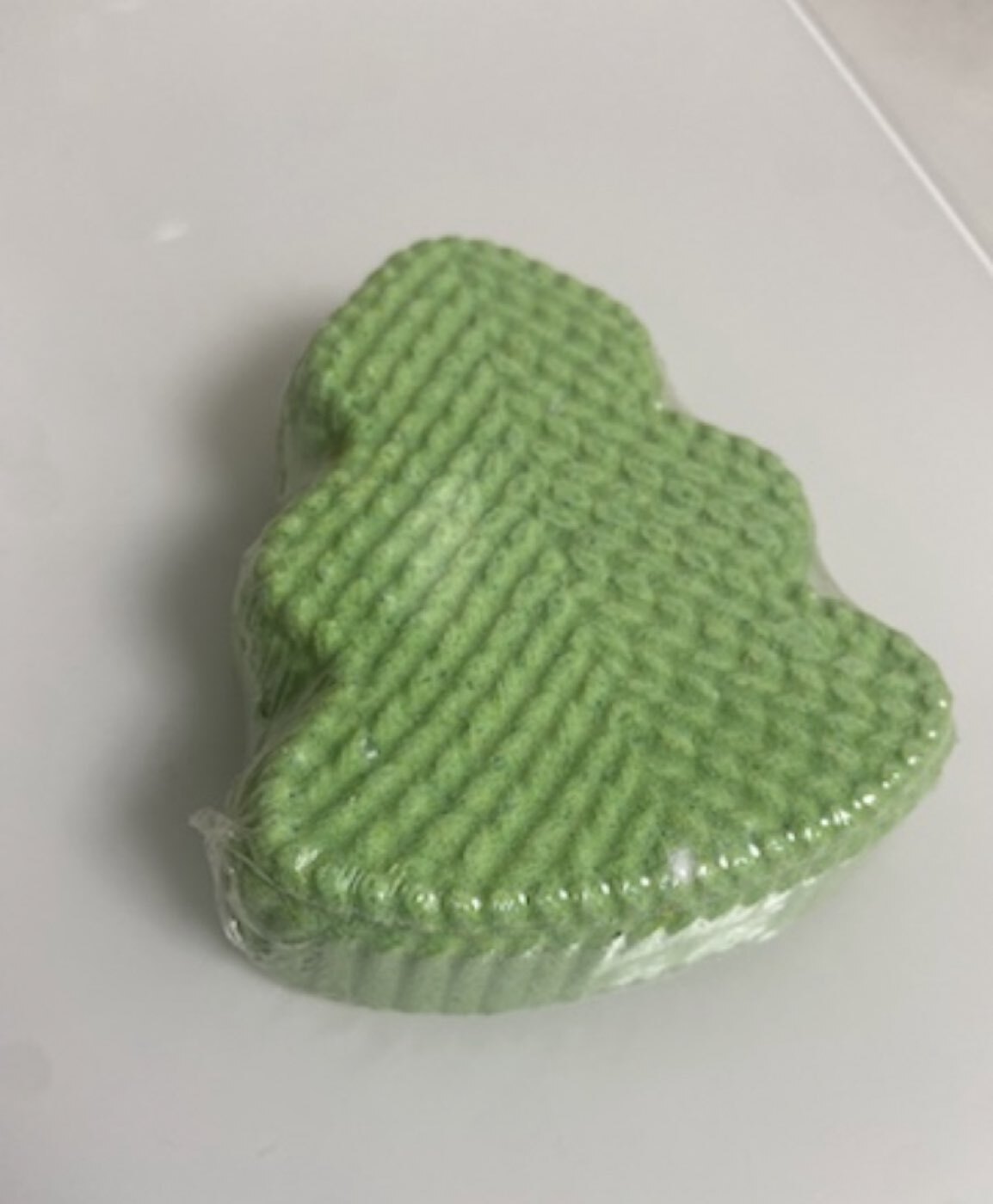 Фотография покупателя товара Бомбочка для ванн «ёлочка» с ароматом мандарина, 120 г - Фото 10