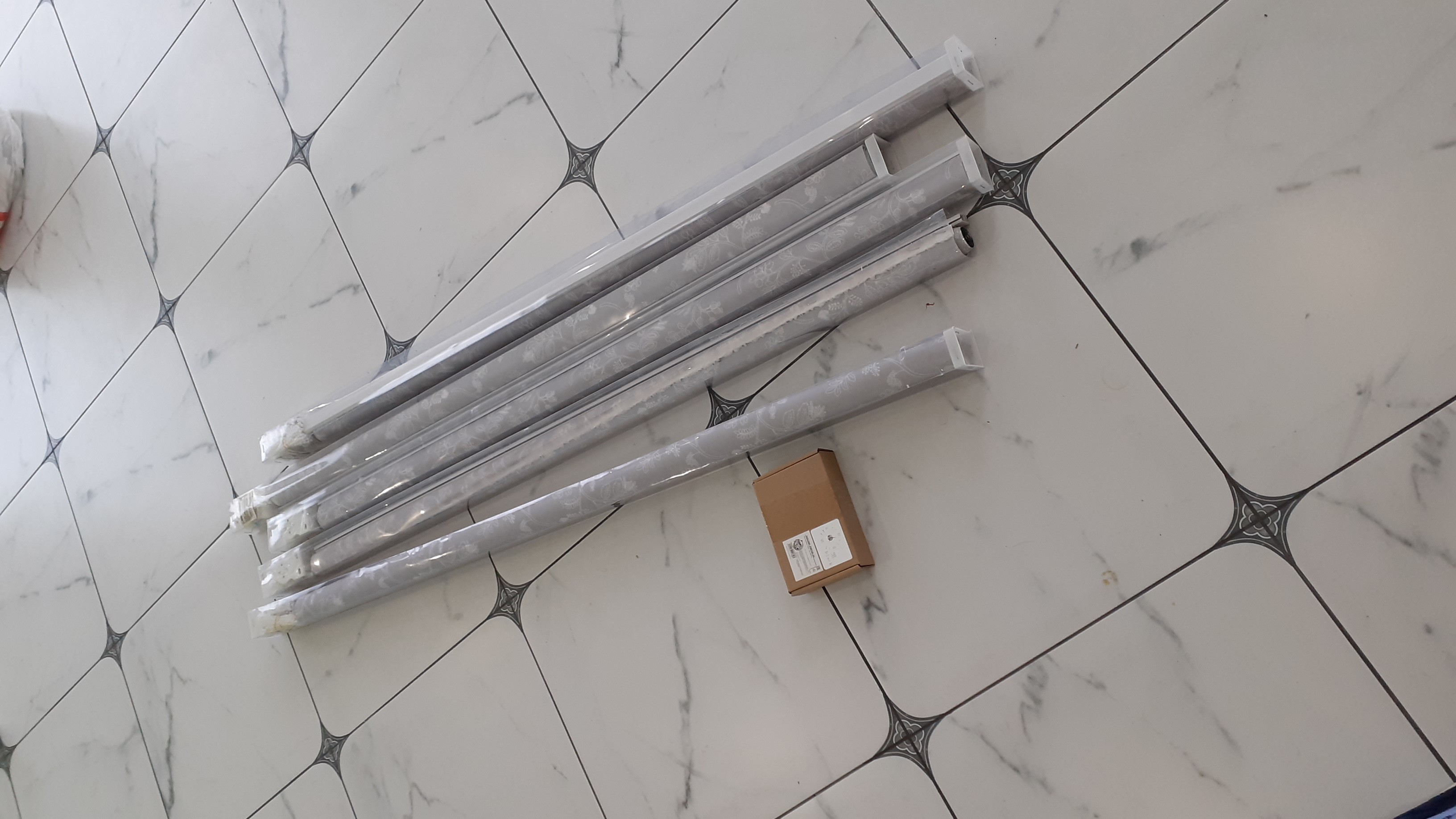 Фотография покупателя товара Штора рулонная «Цветенье», 120×200 см (с учётом креплений 3,5 см), цвет серый